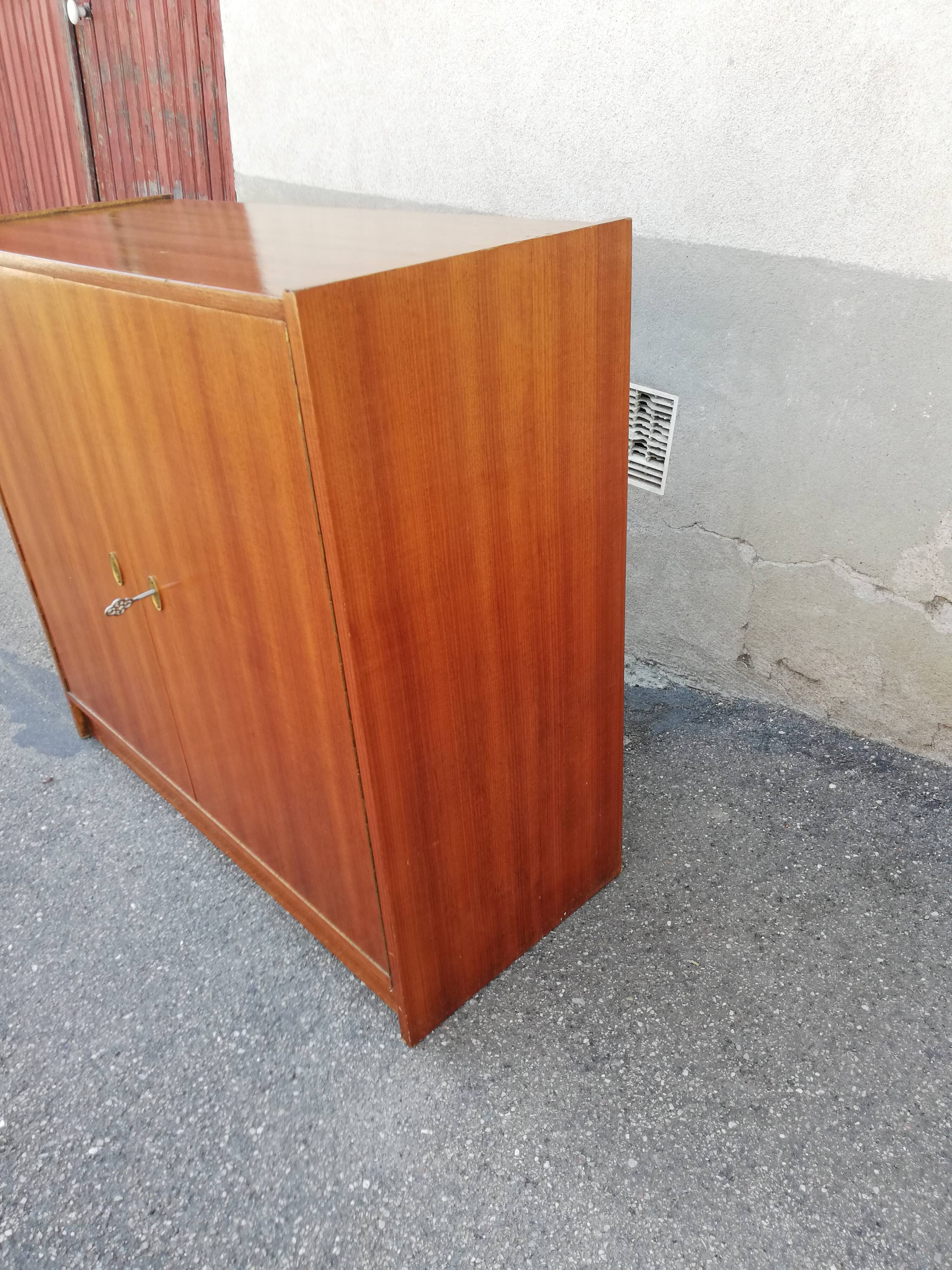 Vintage 2-door buffet