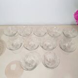 11 champagne glasses