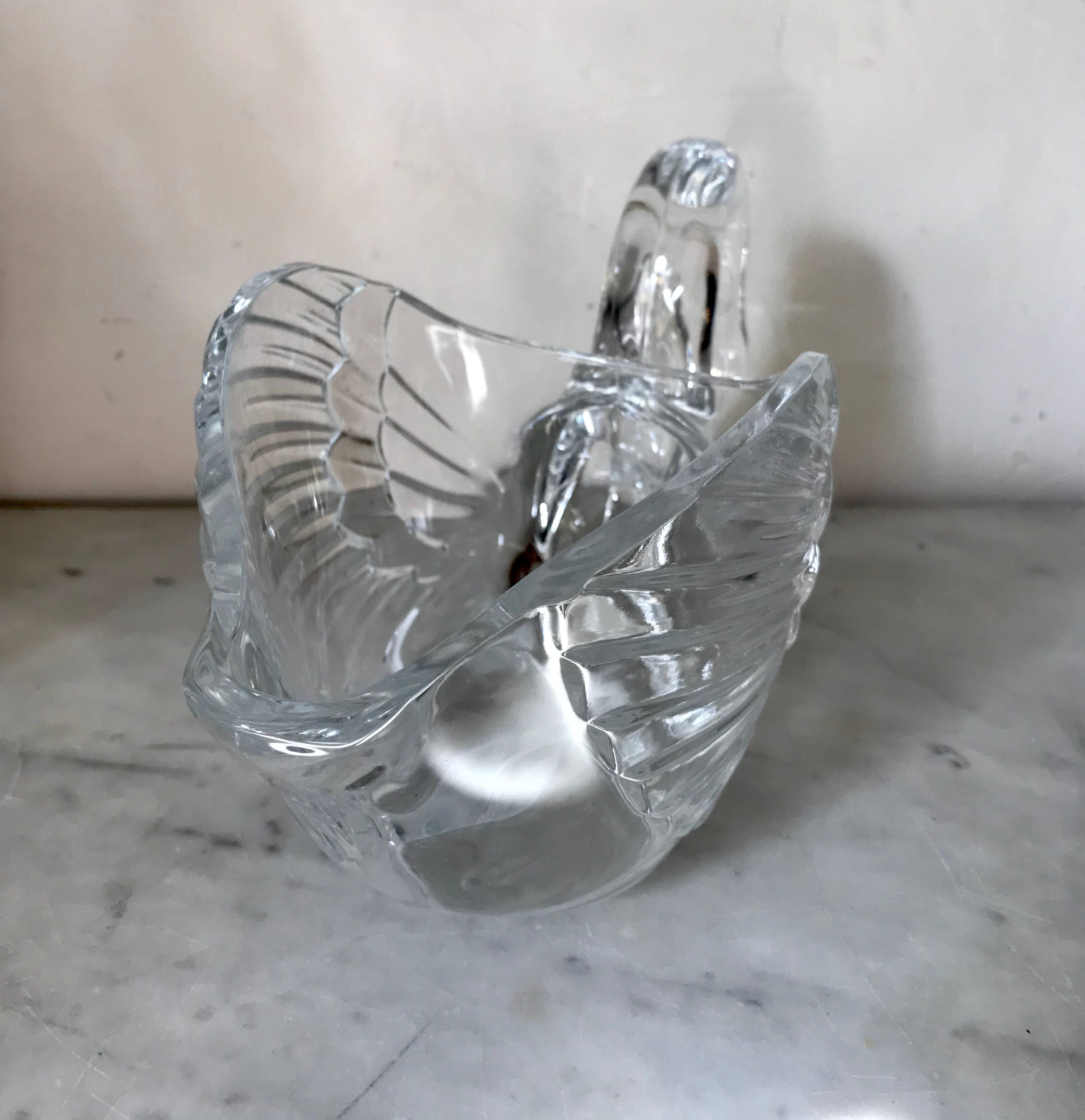 Crystal swan cup
