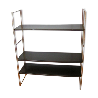 Metal wall string shelf