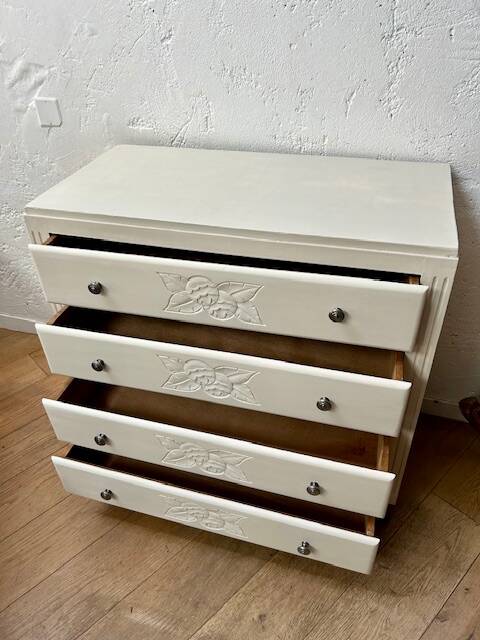 Art Deco style chest of drawers