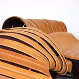 Vintage sculptural cognac leather lounge canapé, France 1980.