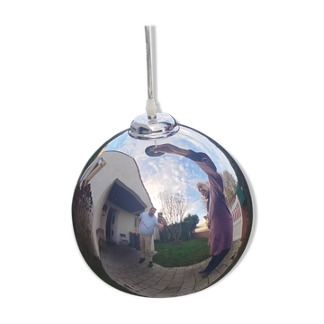 Suspension boule chromée vintage – Ø 30 cm – Très bon état

Suspension