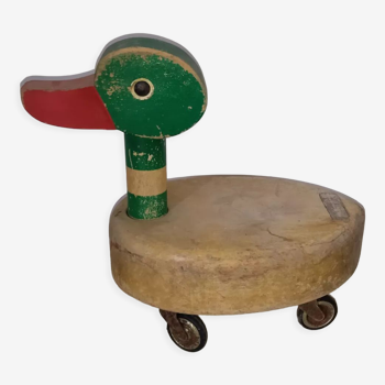 Old toy duck to pull in wood 50s