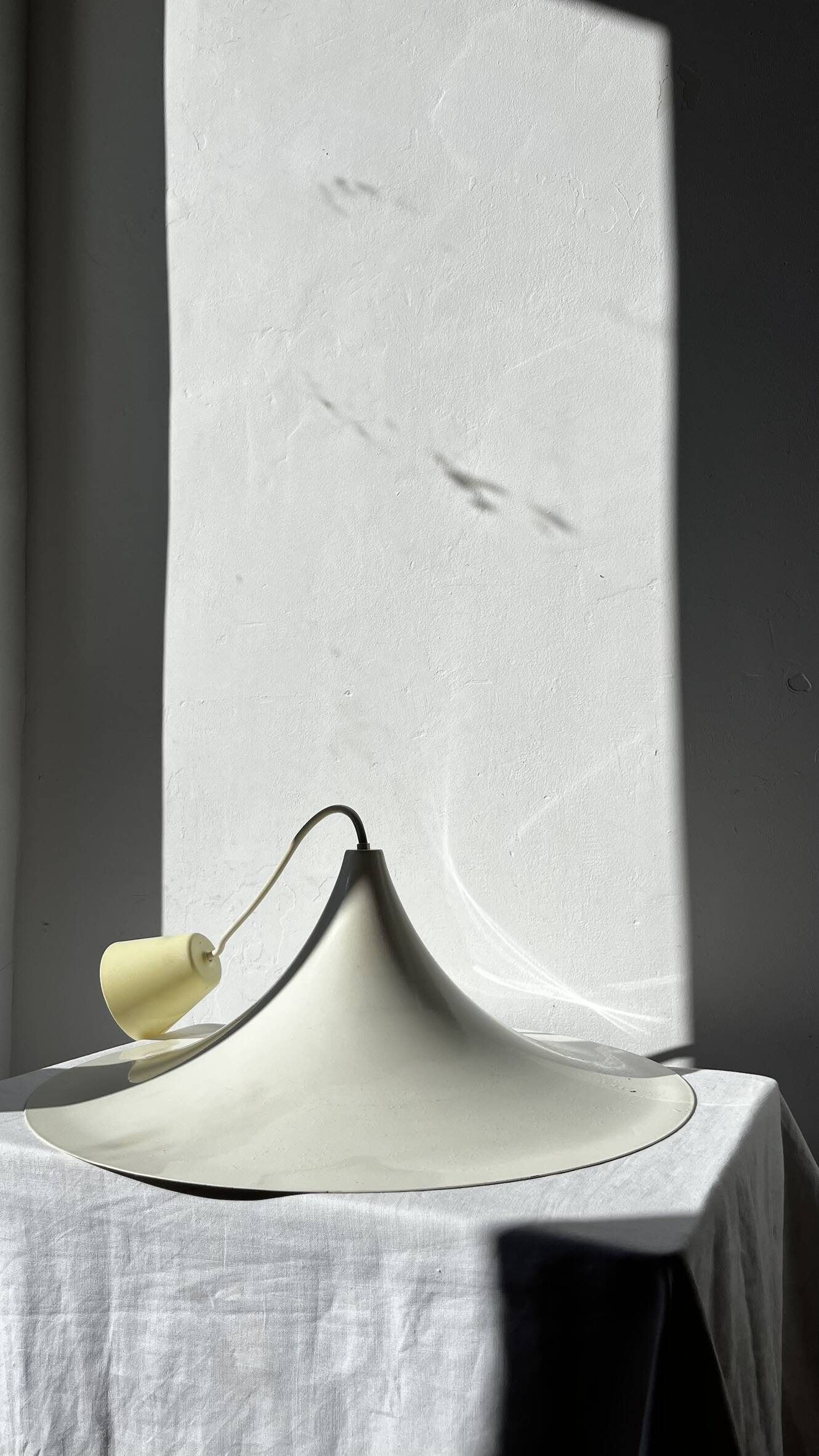 Suspension trumpet style Semi by GUBI (diameter 47cm)