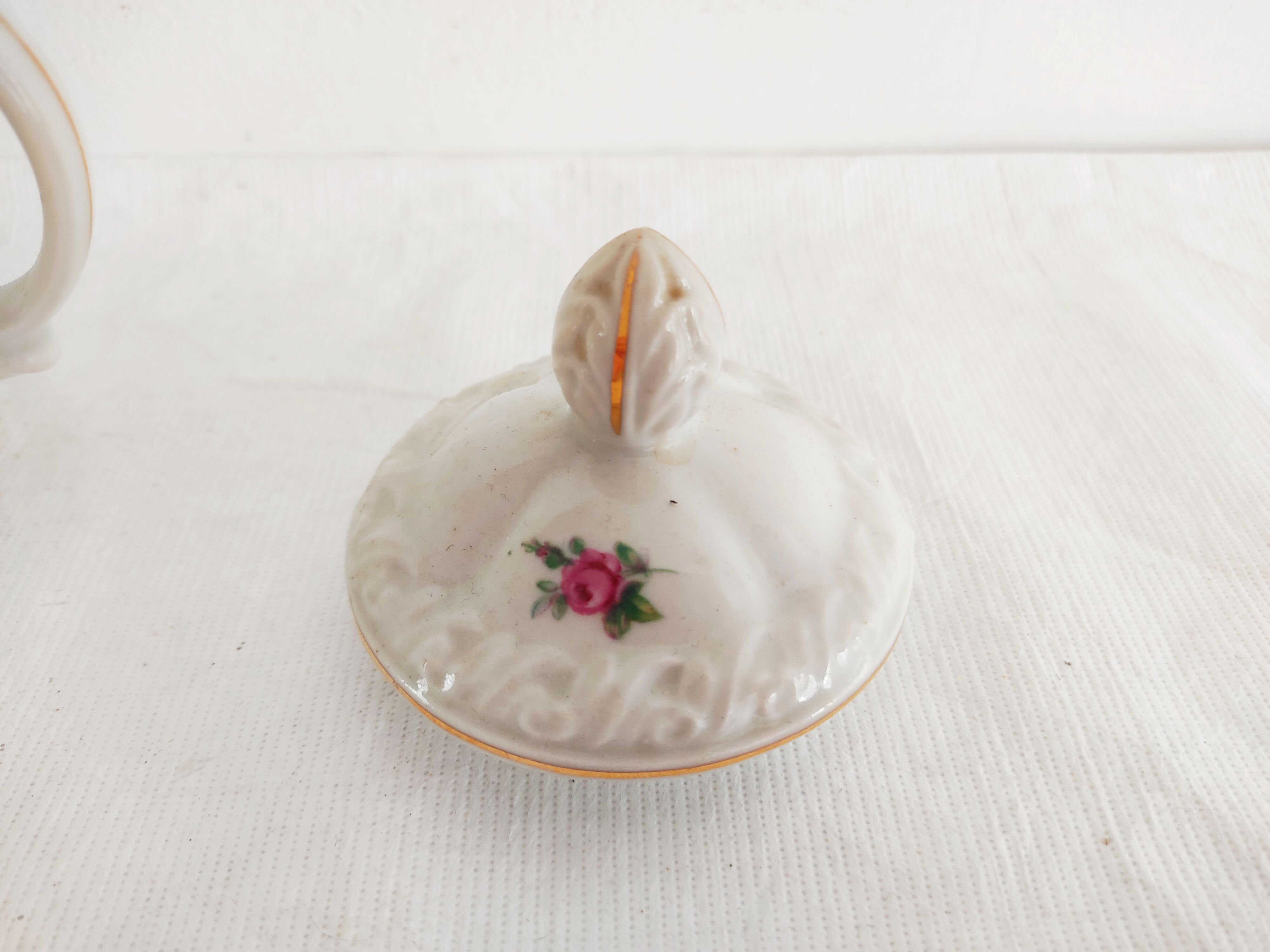 Sugar pot and porcelain milk jug early 20th
