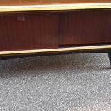 Vintage showcase library