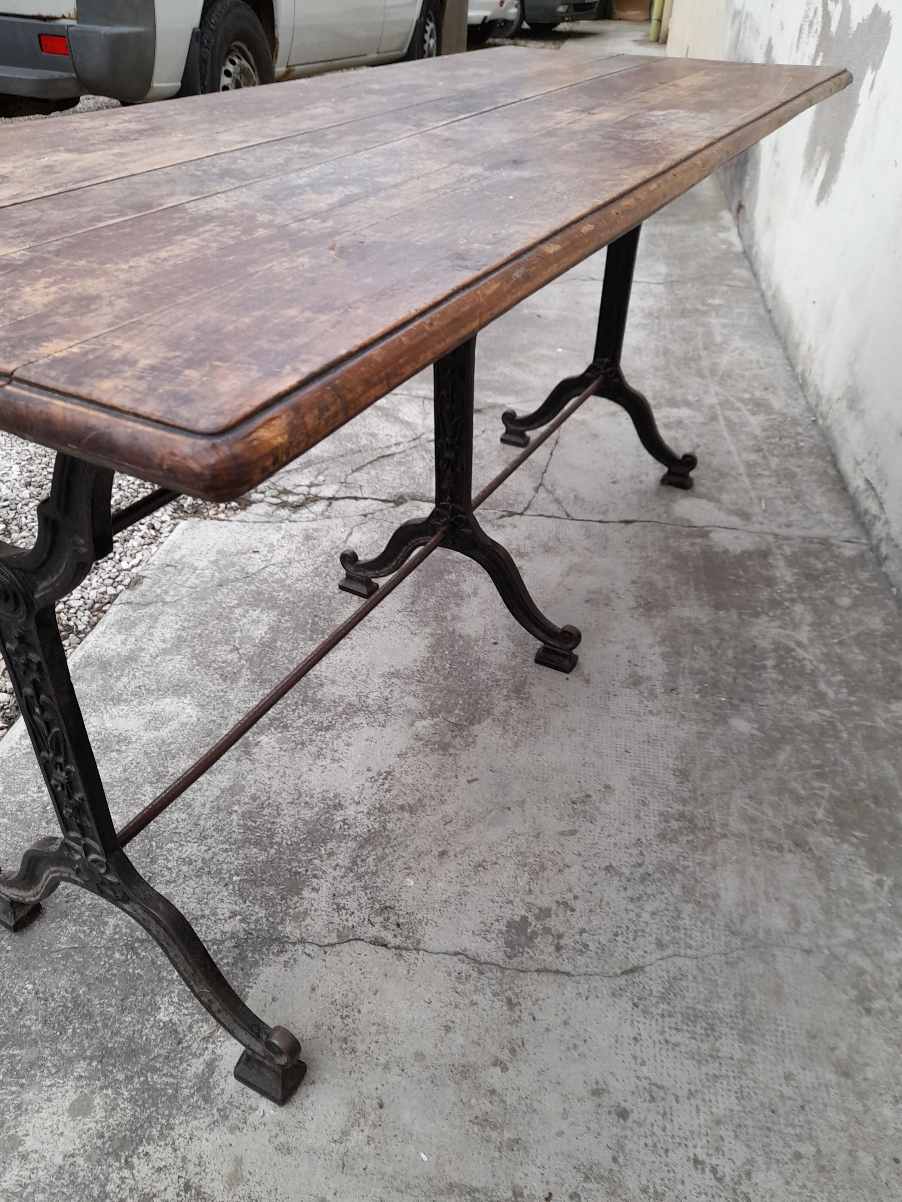 Table de bistrot en fonte 1900 1m50