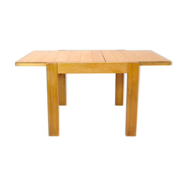 Table à manger en pin à rallonges des années 1980.