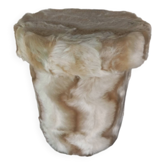 Pelfran beige furry pouf