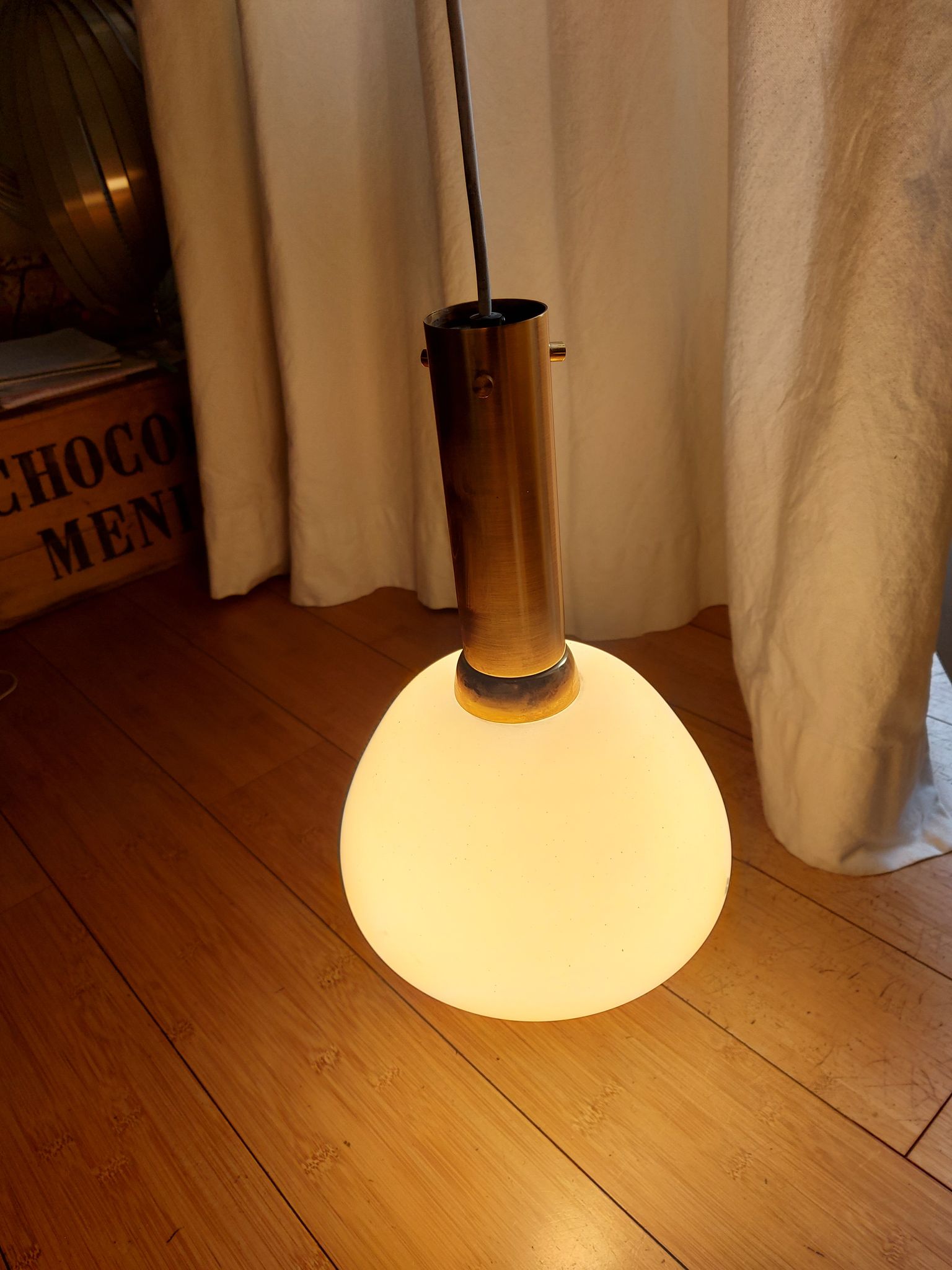 Suspension design opaline blanche