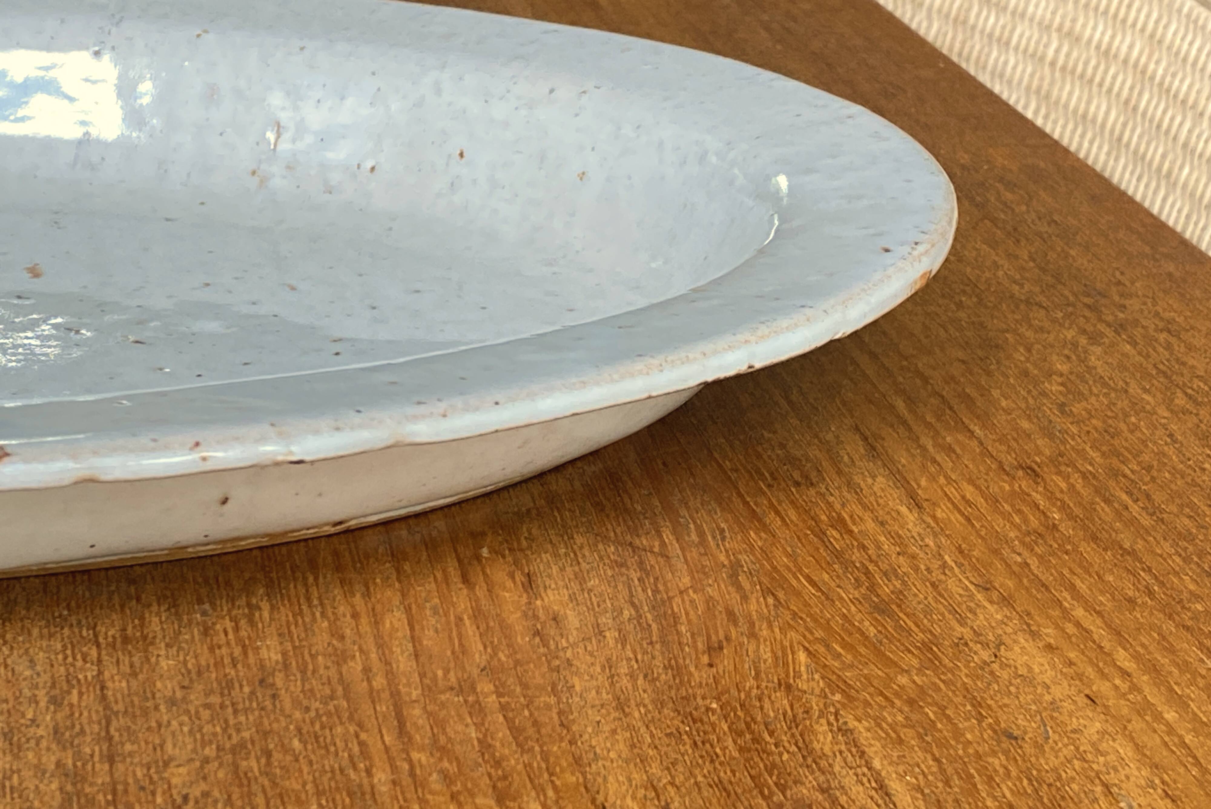 Large oval ceramic dish from Vallauris signed RP Picault, 42 cm, in perfect condition.