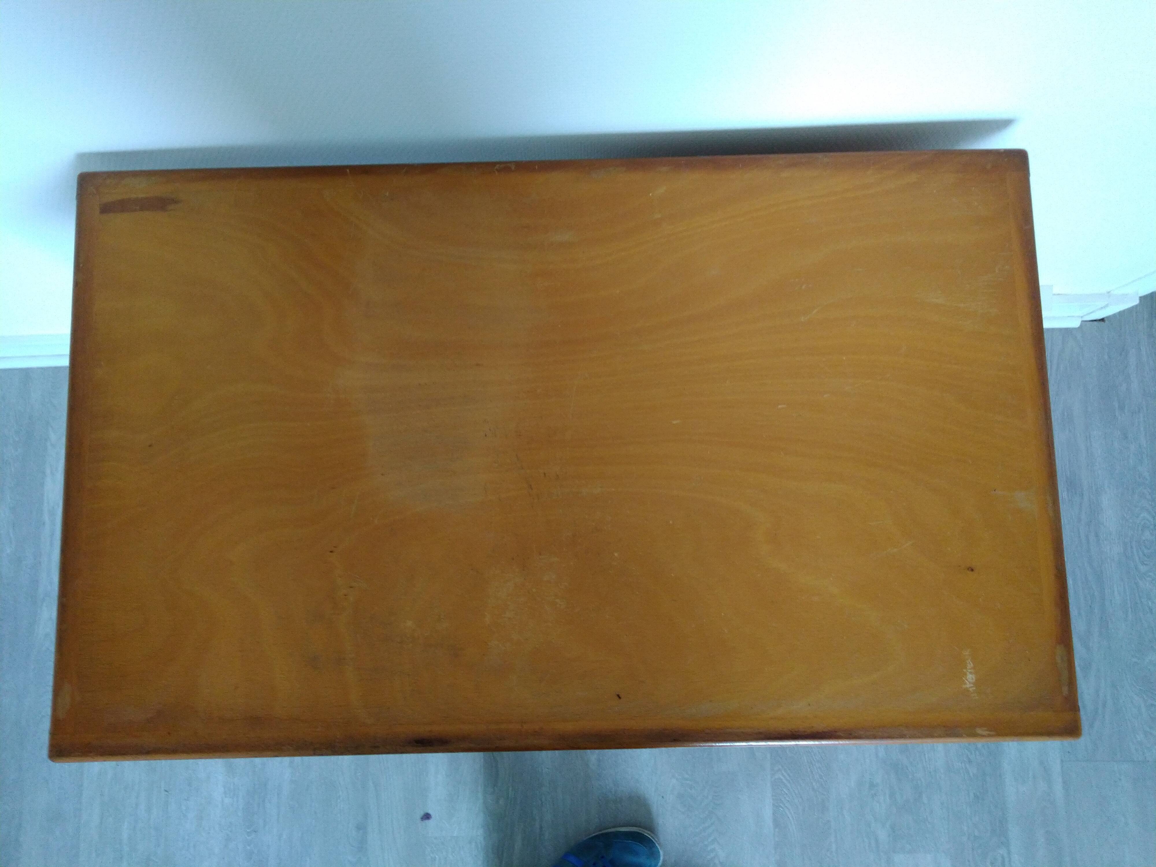 Bureau en bois et métal