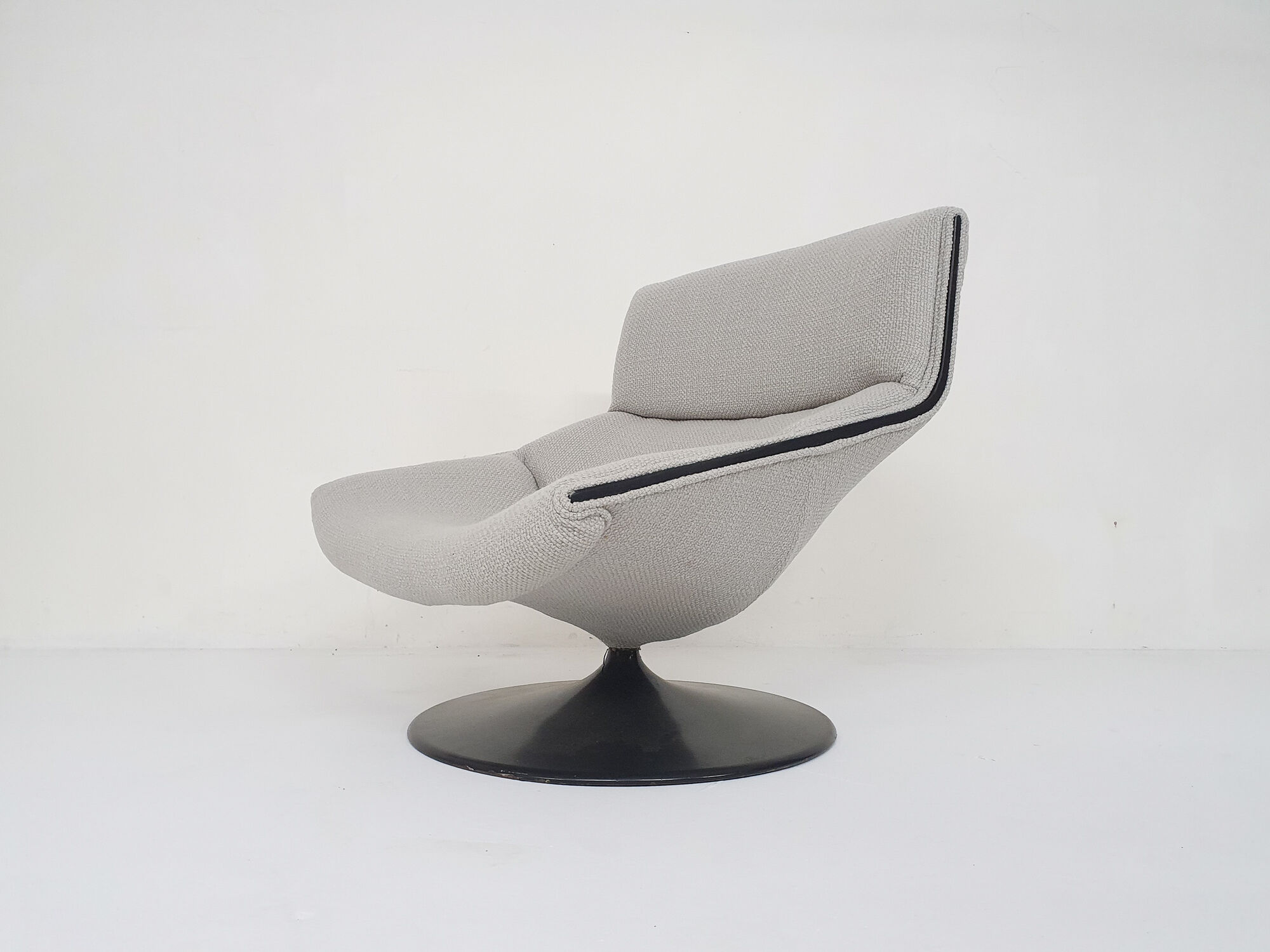Armchair Geoffrey Harcourt for Artifort model F520, The Netherlands 1960's