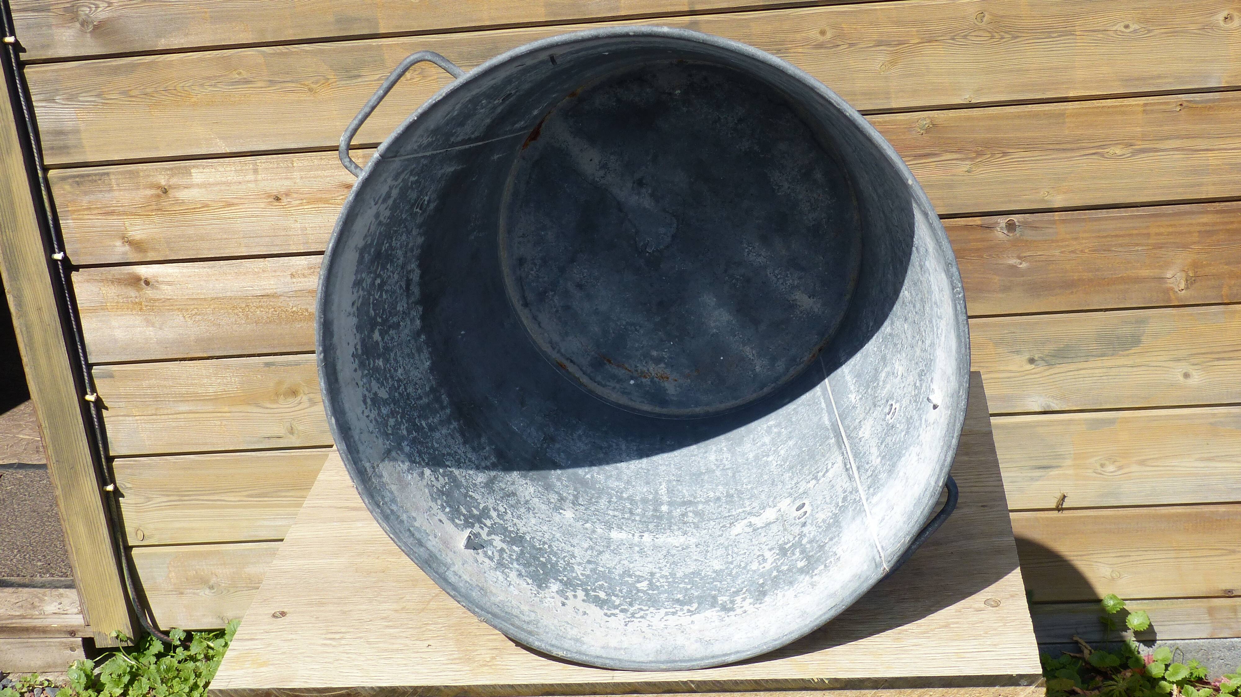 Large basin