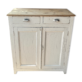 Buffet white patina of origin