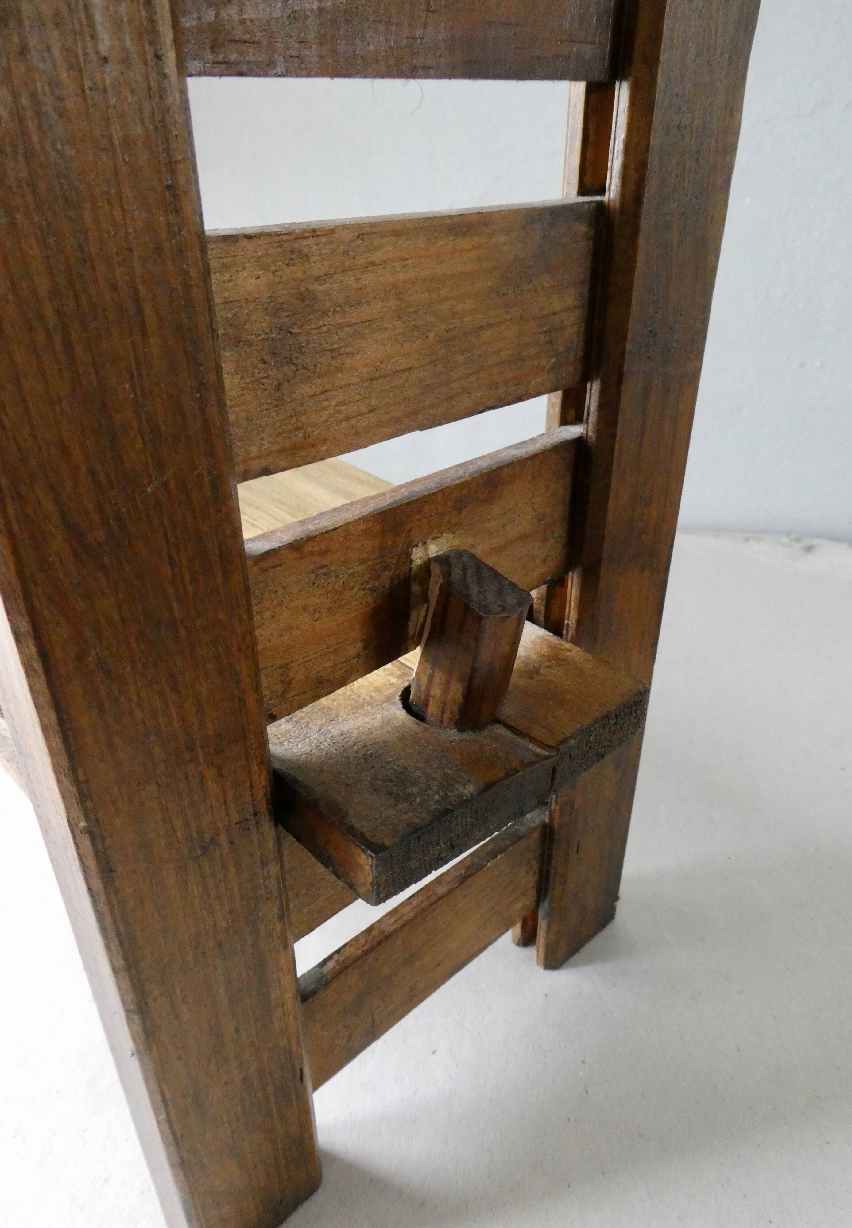 Wall or laying, pine