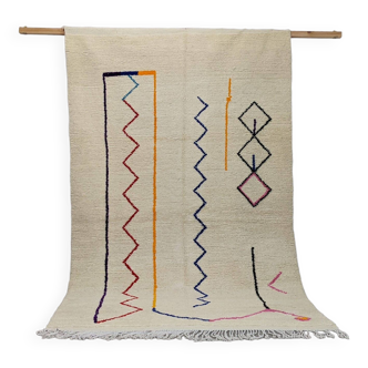 Moroccan Berber rug 257 x 153 cm Azilal wool rug