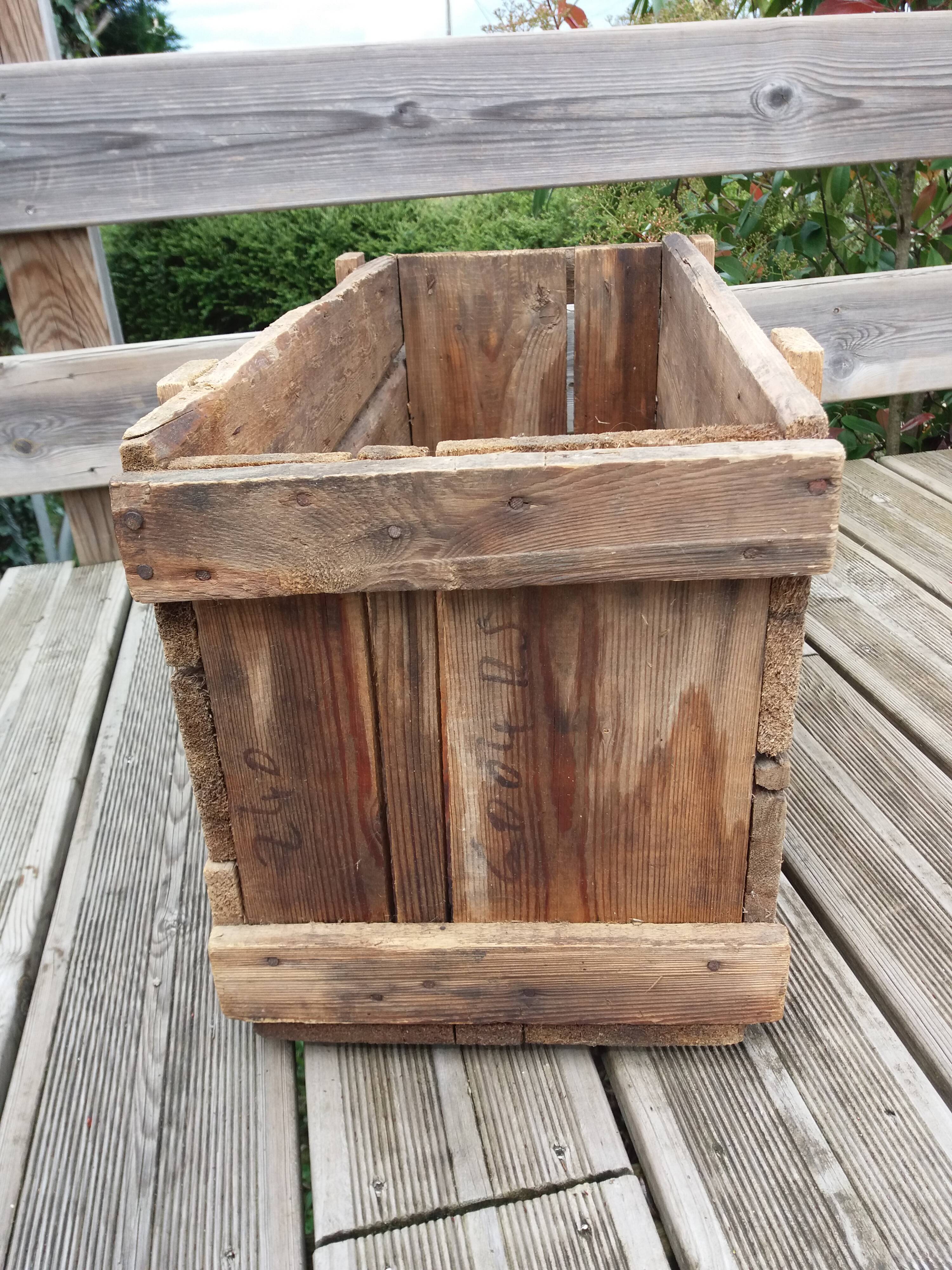 Wooden crate