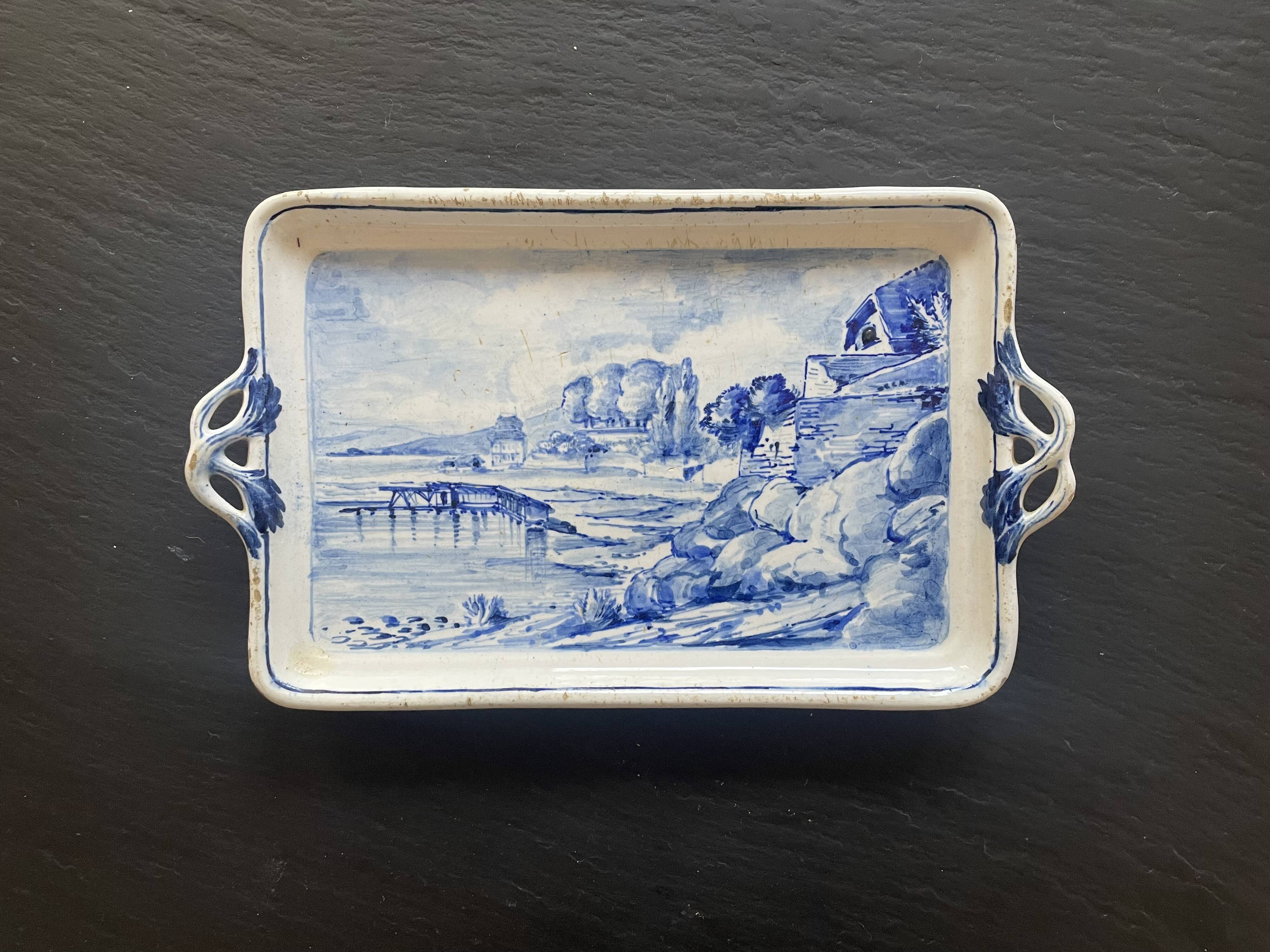18th service tray