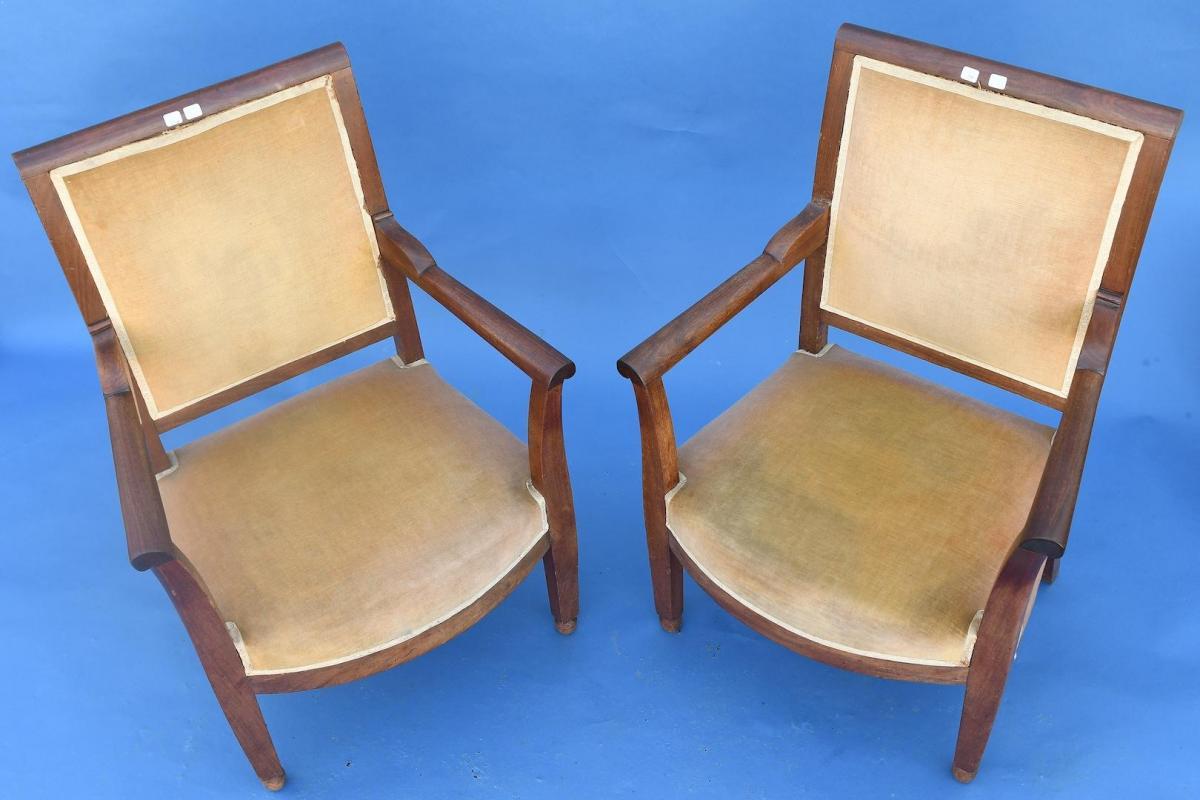 Pair of Restoration-style armchairs