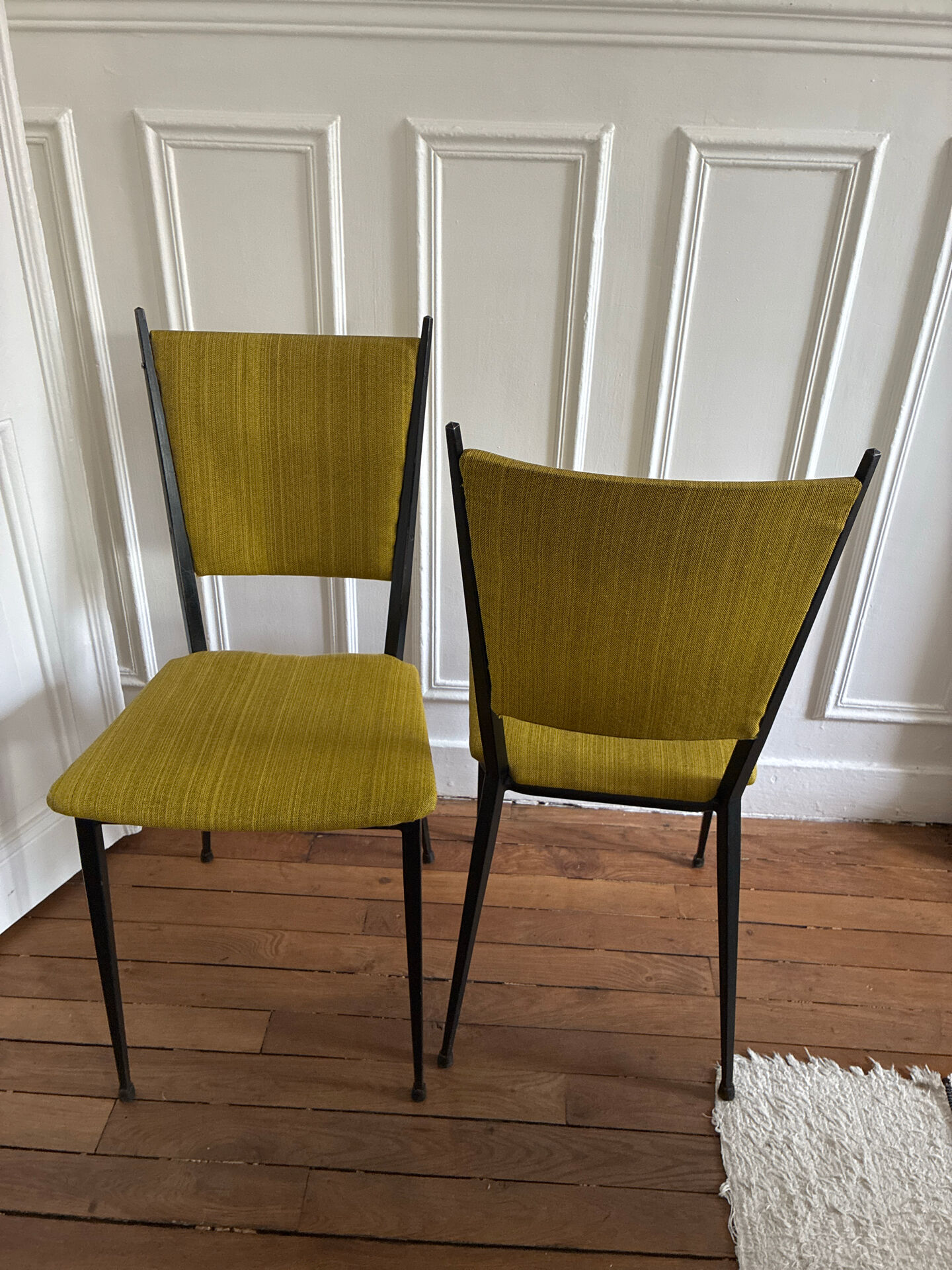 2 metal chairs