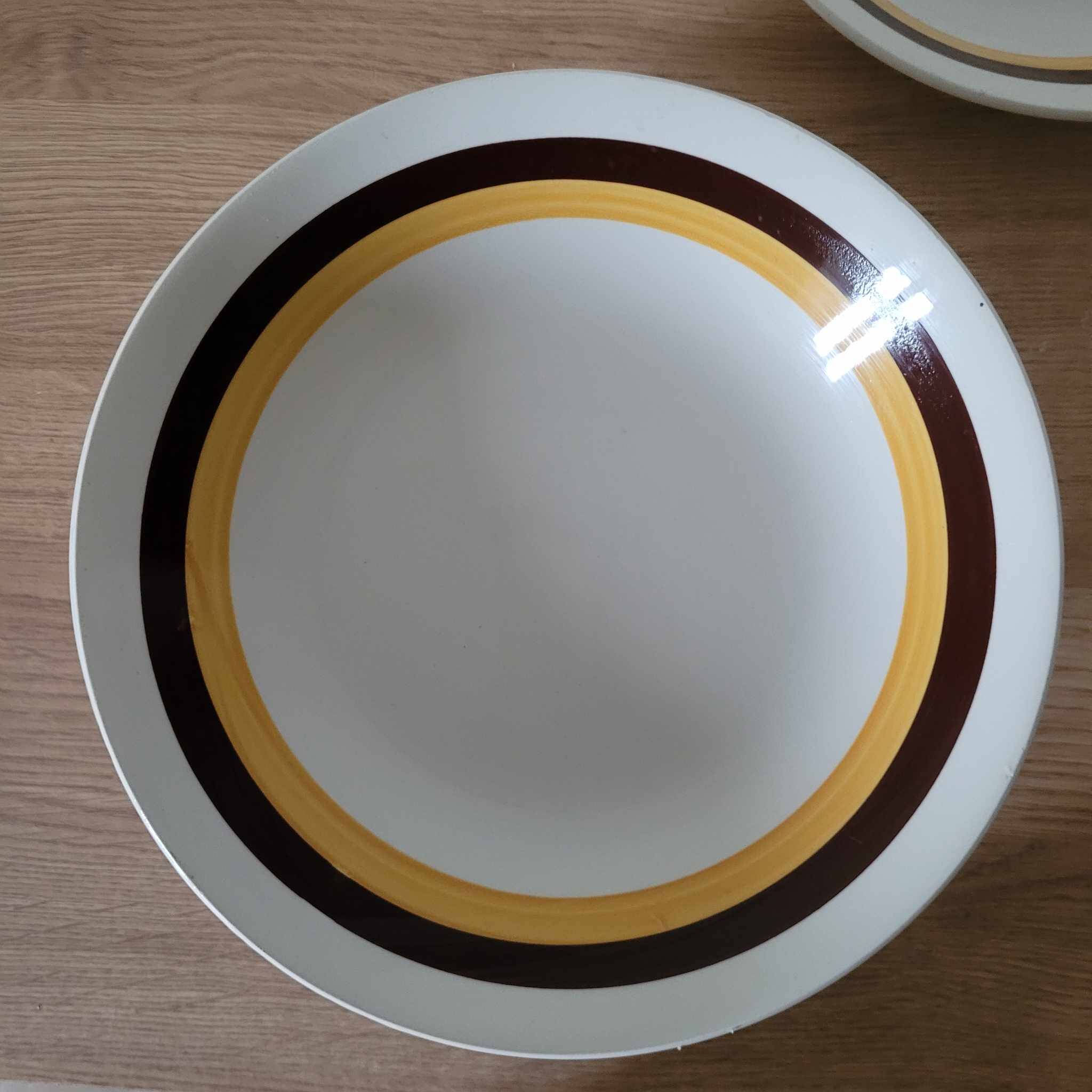 Set of 9 vintage 70s deep plates