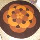 Vintage round rug with flower design