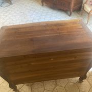 Curved commode with three drawers in light wood, Louis XV style.