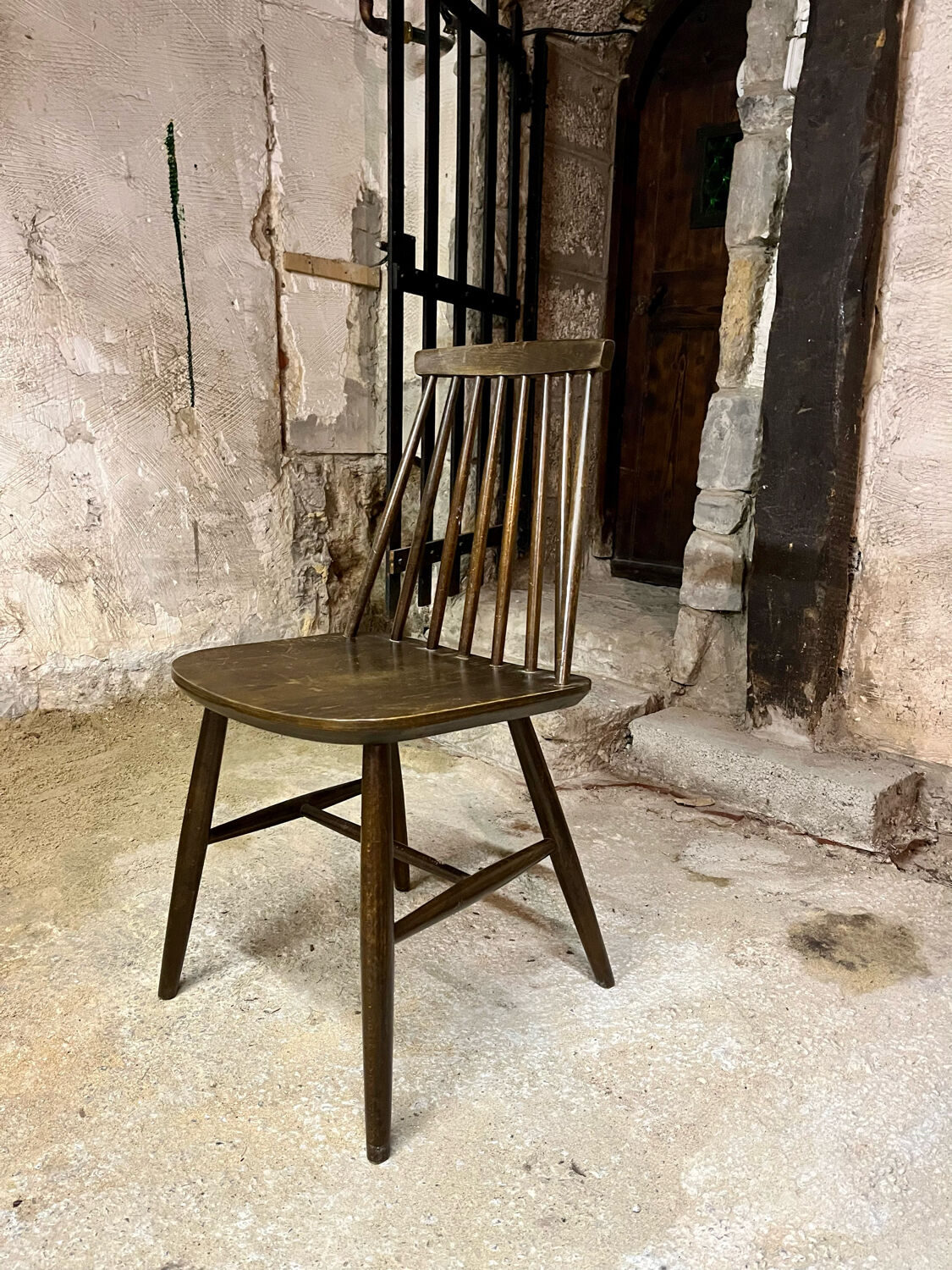 Chaise bistrot scandinave