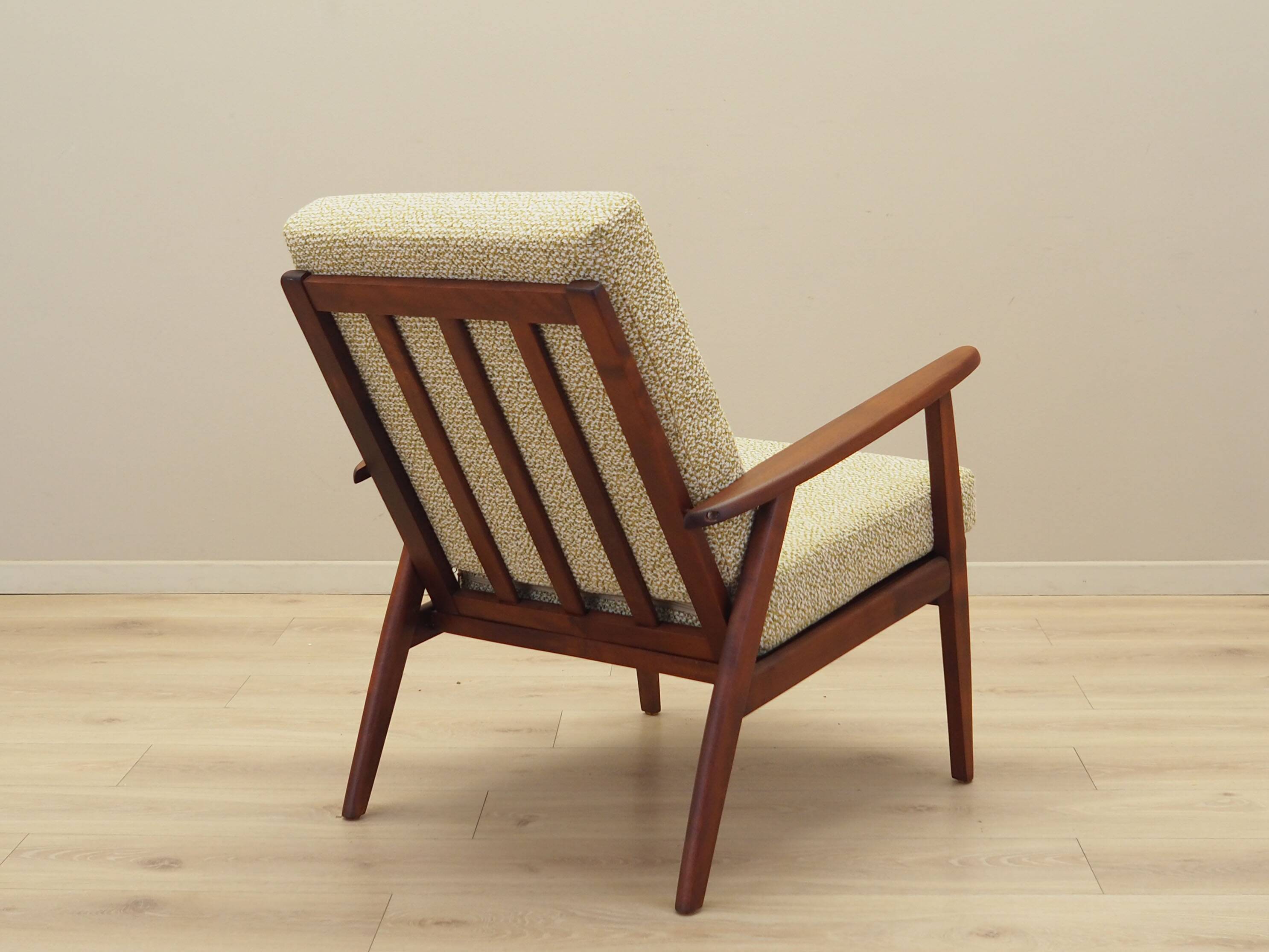 Fauteuil en teck, design danois, années 1970, production : Danemark