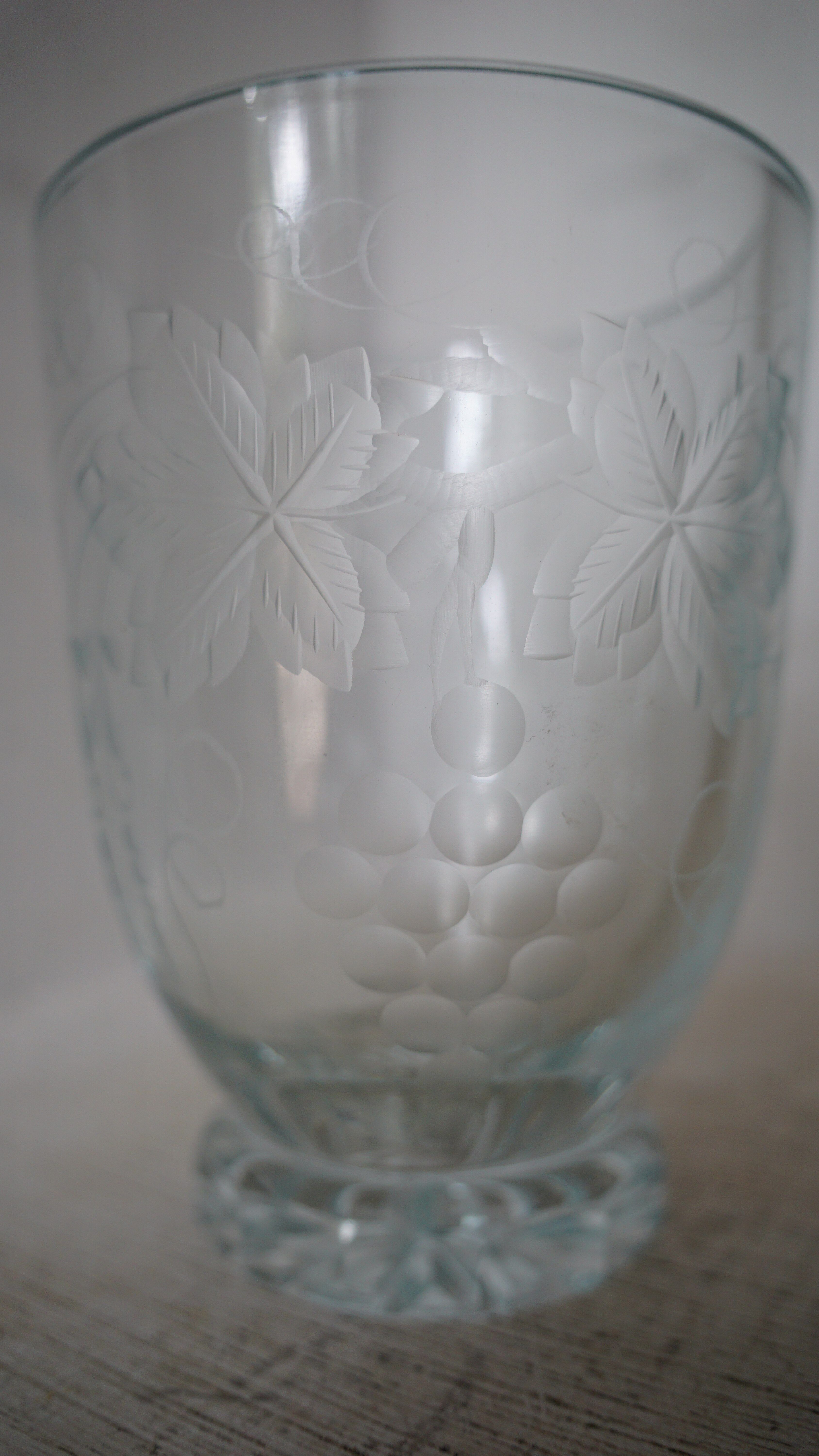 Art deco engraved glass vase