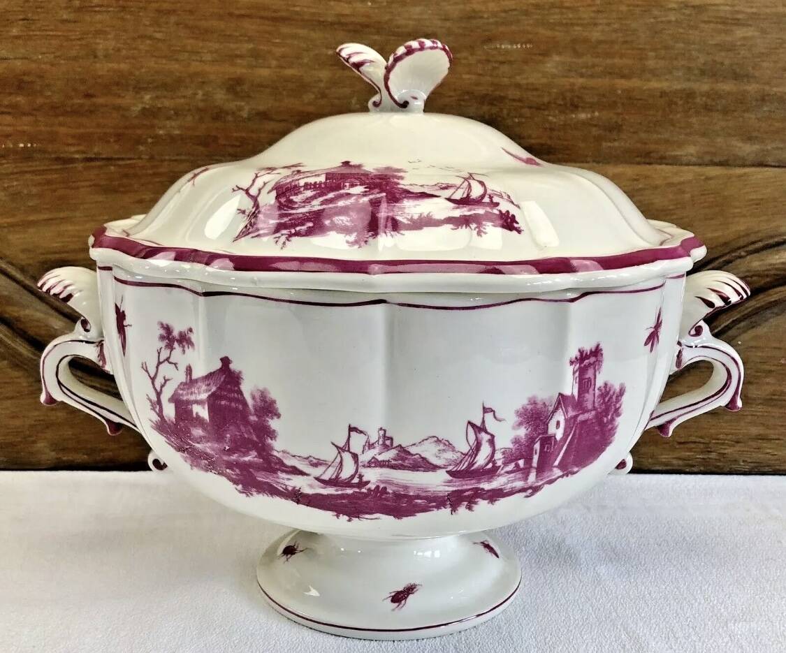 Antique large Gien vegetable soup tureen, pink landscape model, 1938/1960