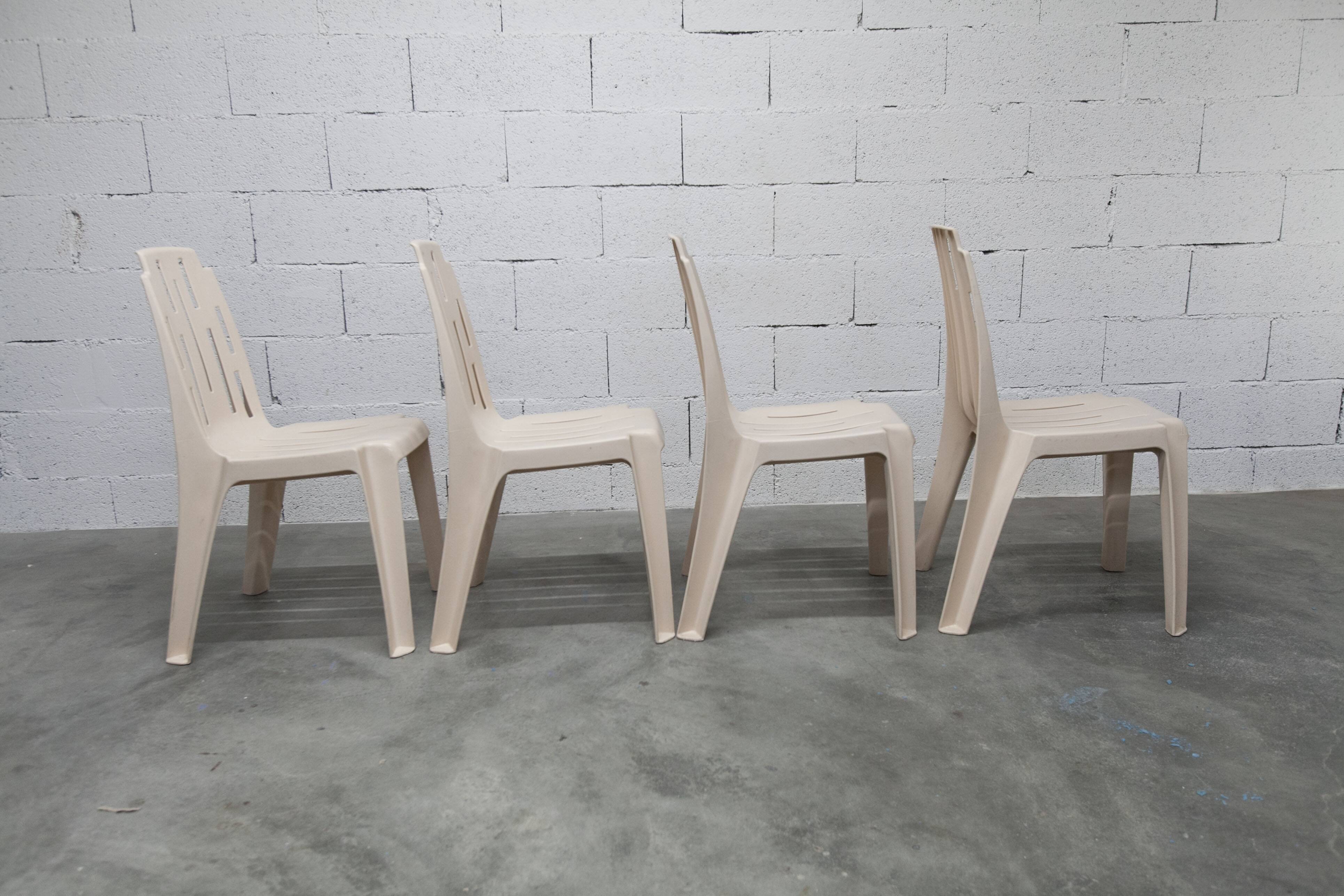 Set of 4 Samba chairs, manufactured by Henry Massonnet, designed by Pierre Paulin