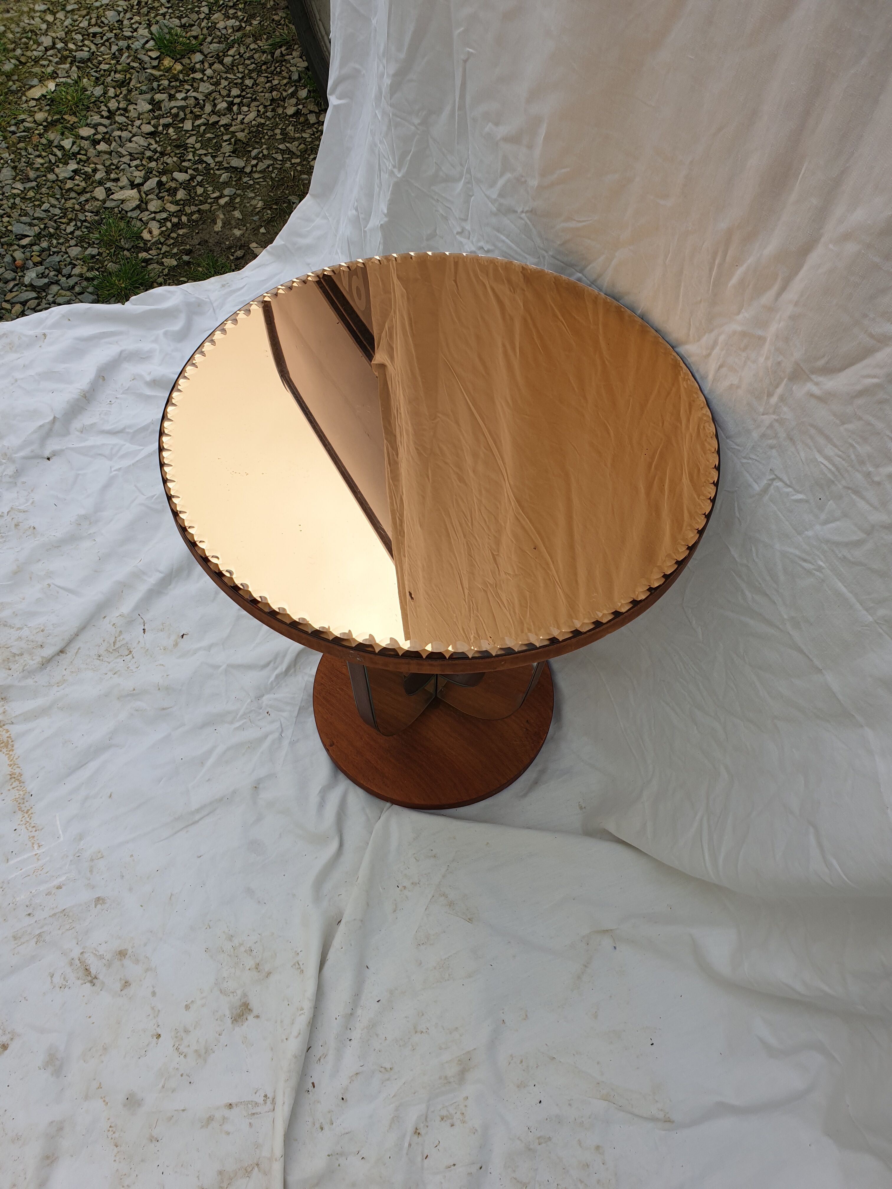 Art deco mirror side table