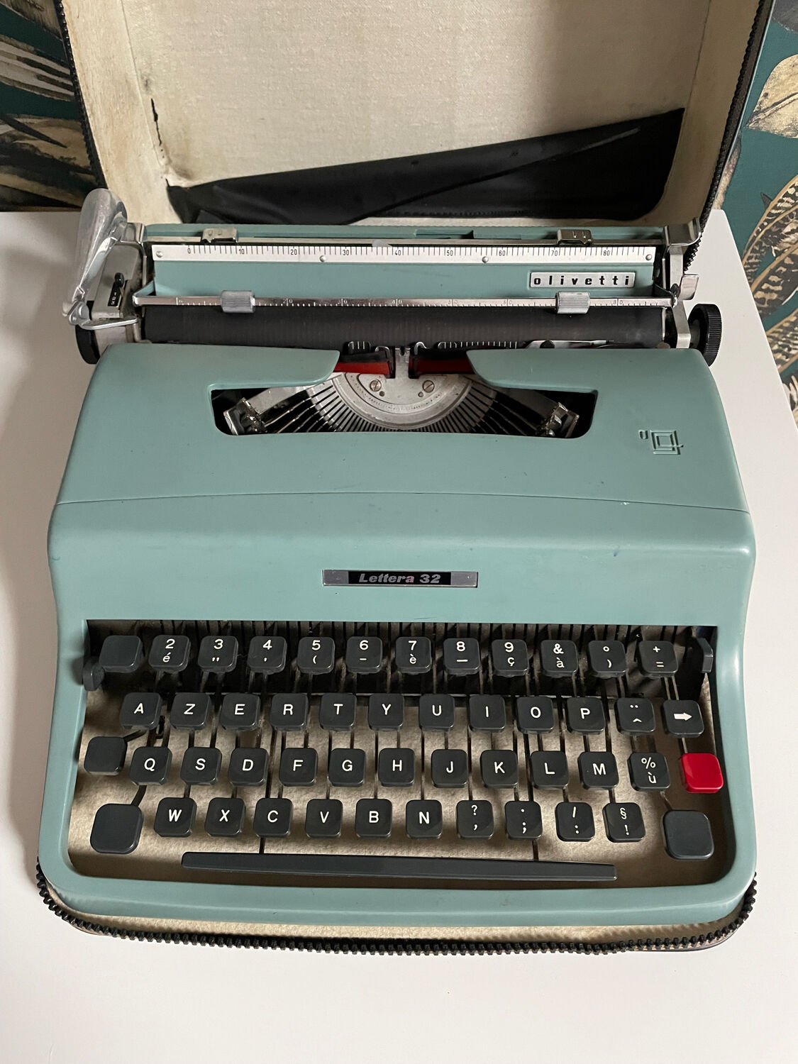 Machine à écrire vintage 60