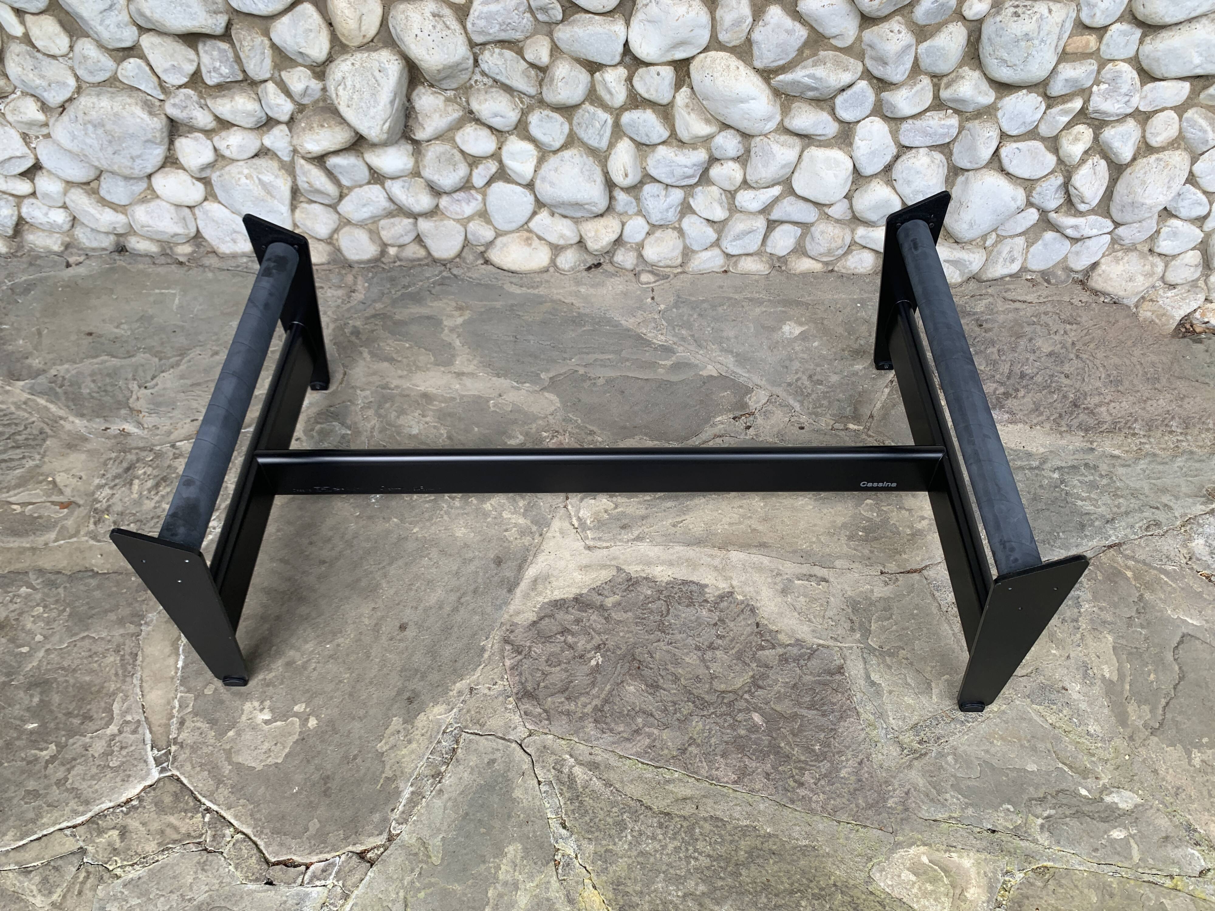 Chaise longue LC4 cassina by  Le Corbusier