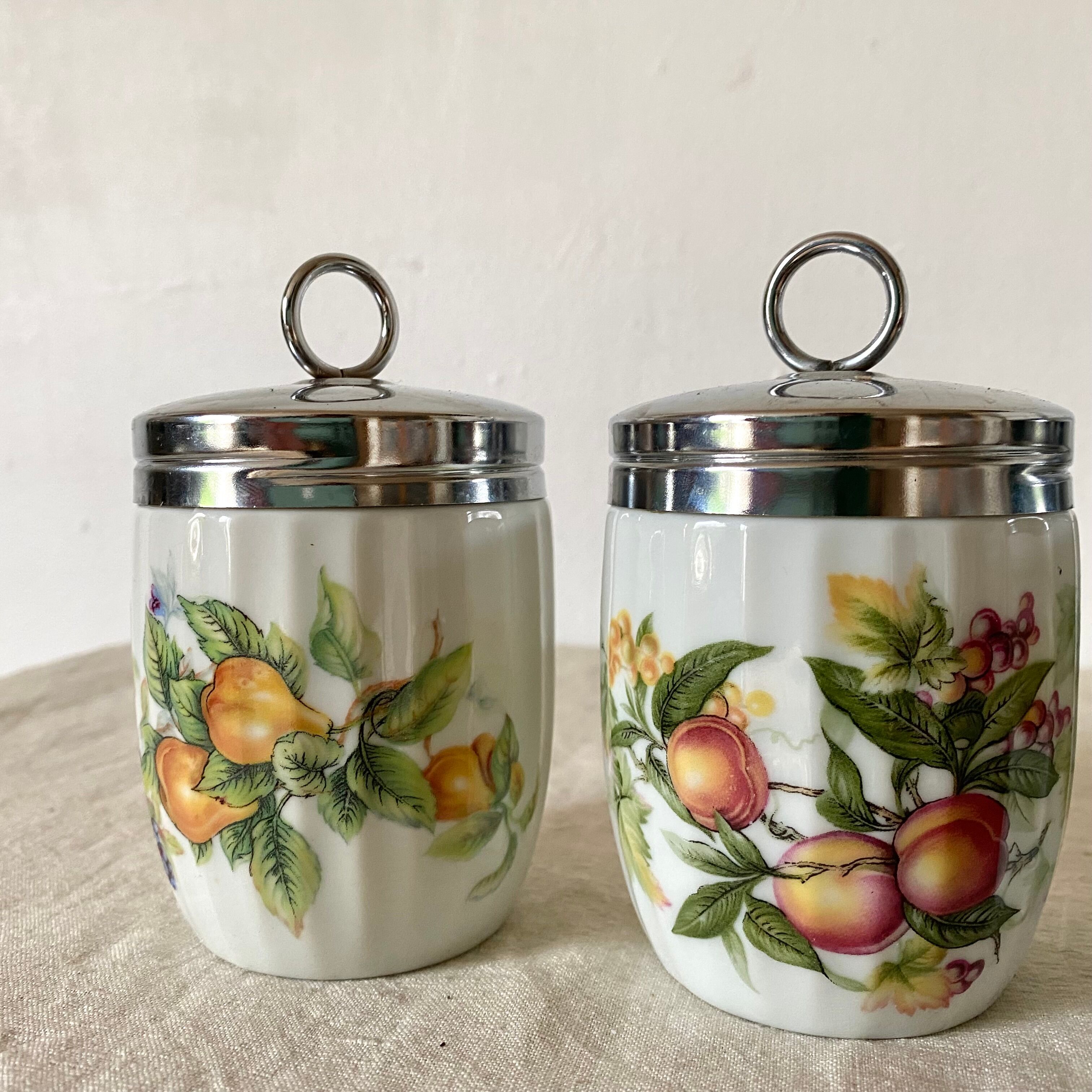 English porcelain pots windsor cooked-eggs