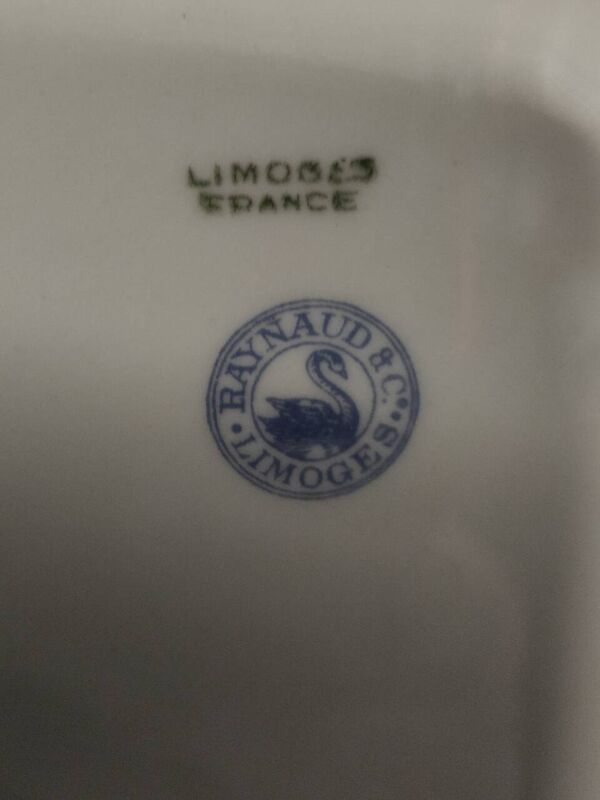 Service d’assiettes en porcelaine de Limoges – Raynaud & Cie – Dorures ok