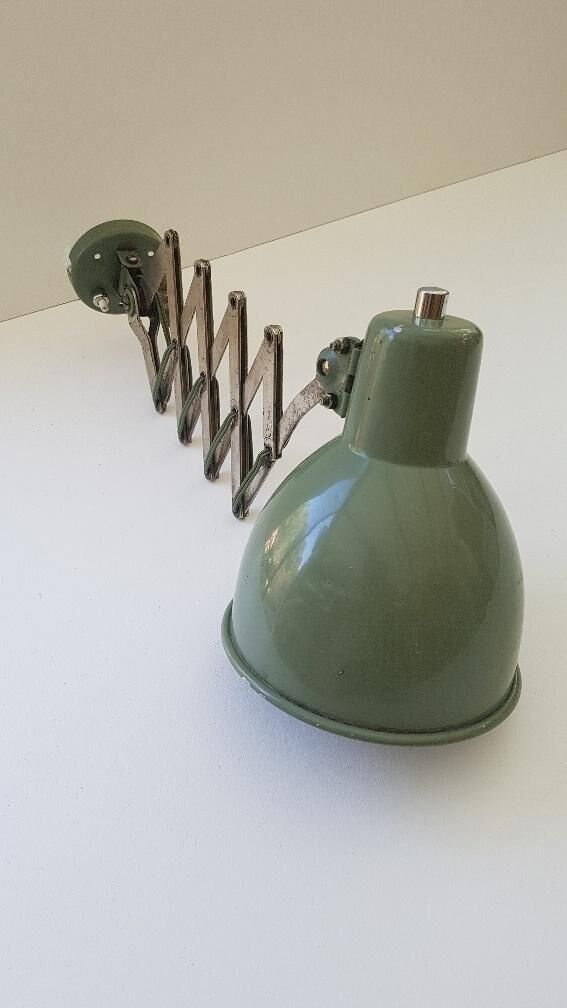 Workshop accordion applicator