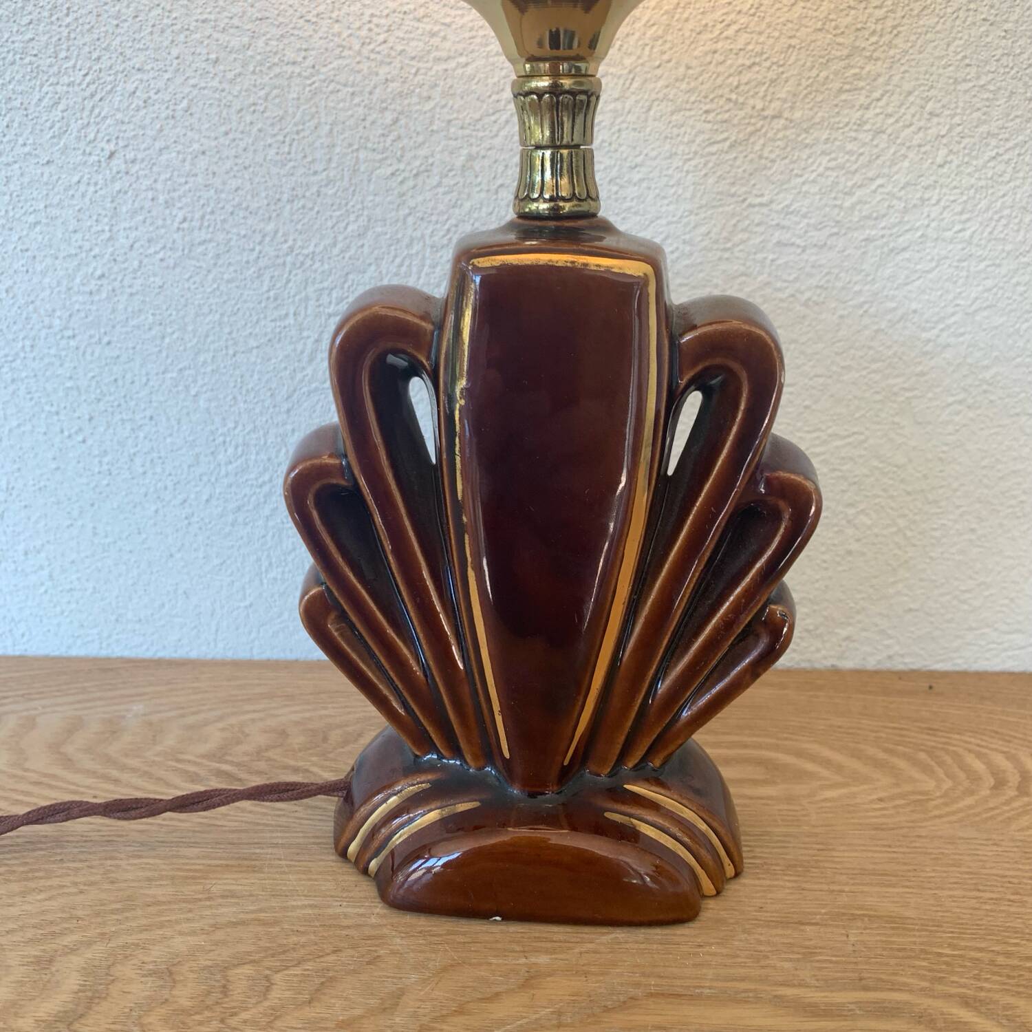 ▪️Art Deco Ceramic and Globe Lamp Stylized Shell Brown and Gold