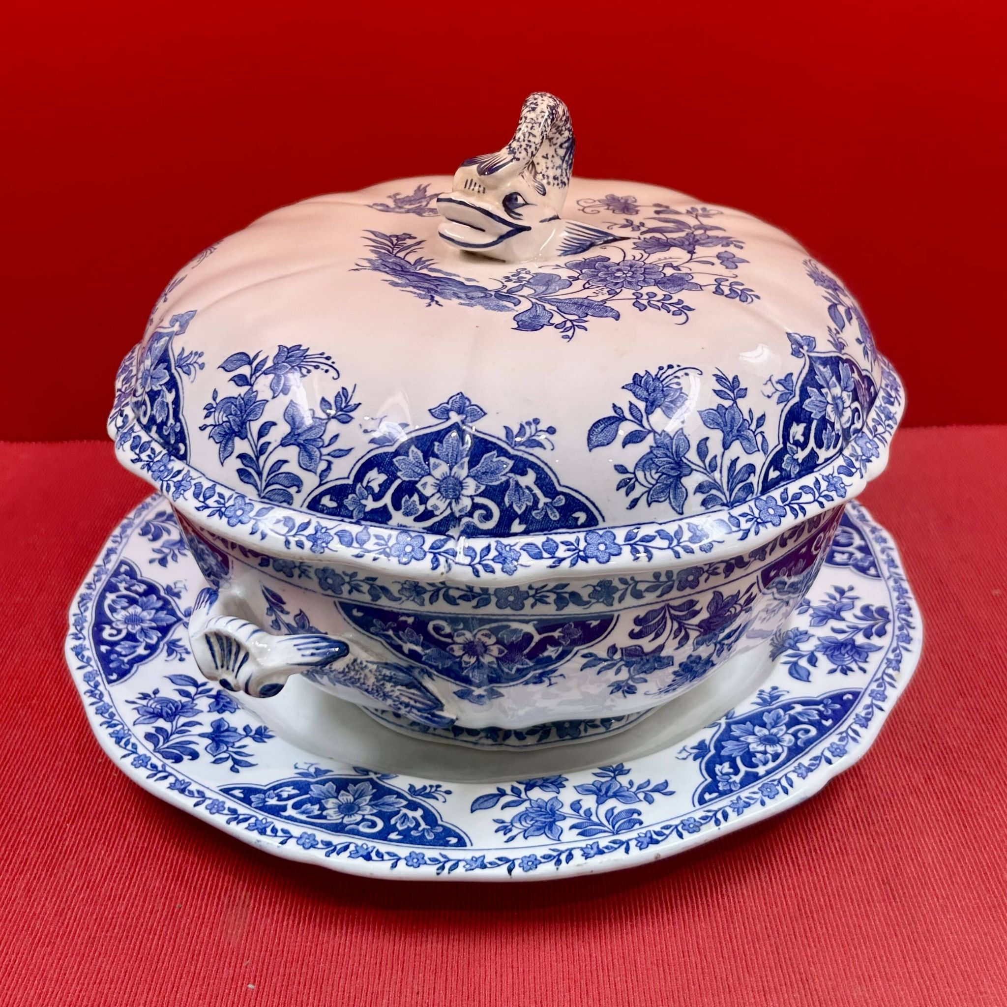 Soup tureen in gien earthenware & its dish, dauphin model delft blue and