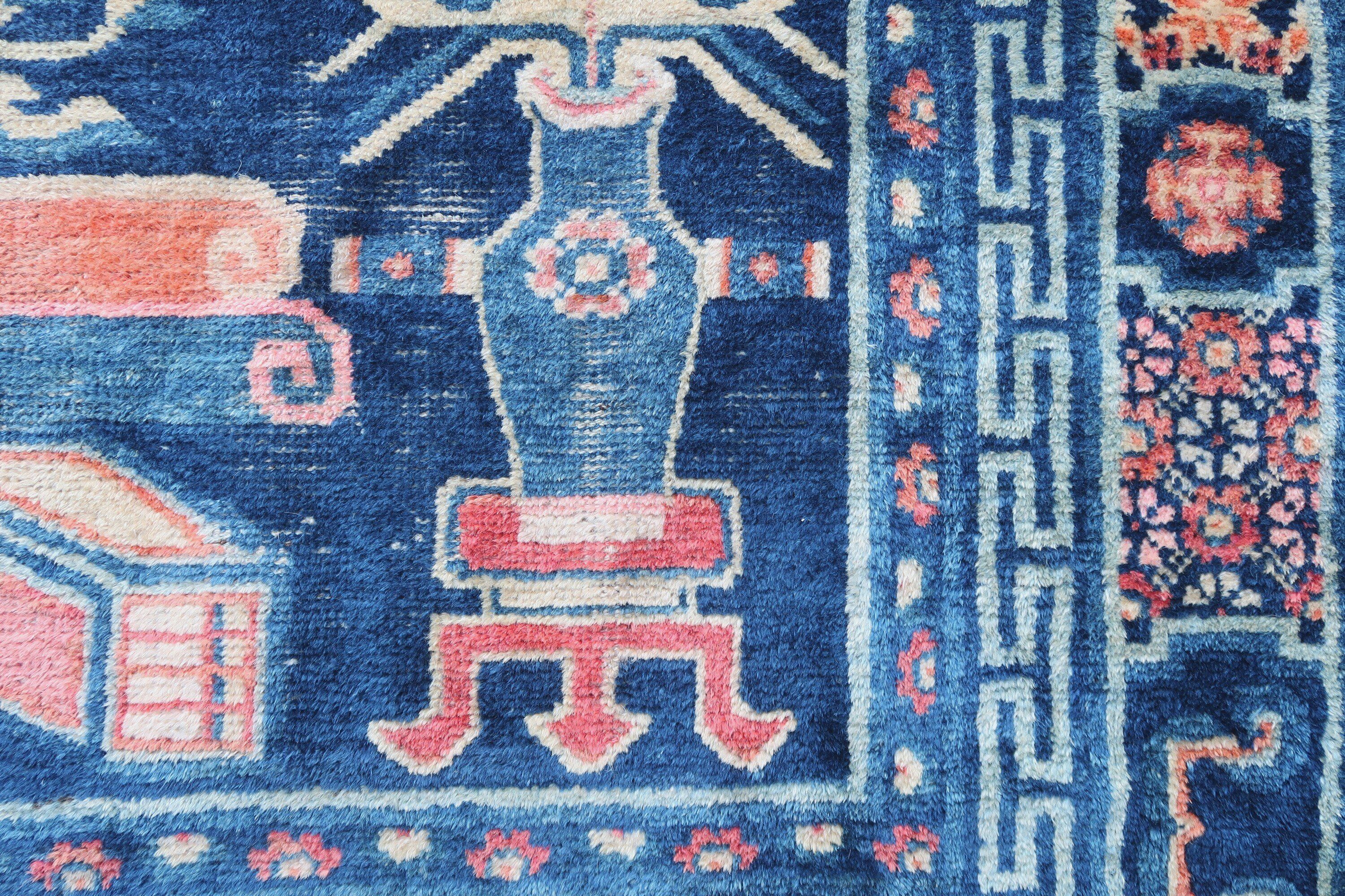 Chinese rug 1900 187 X 130 cm