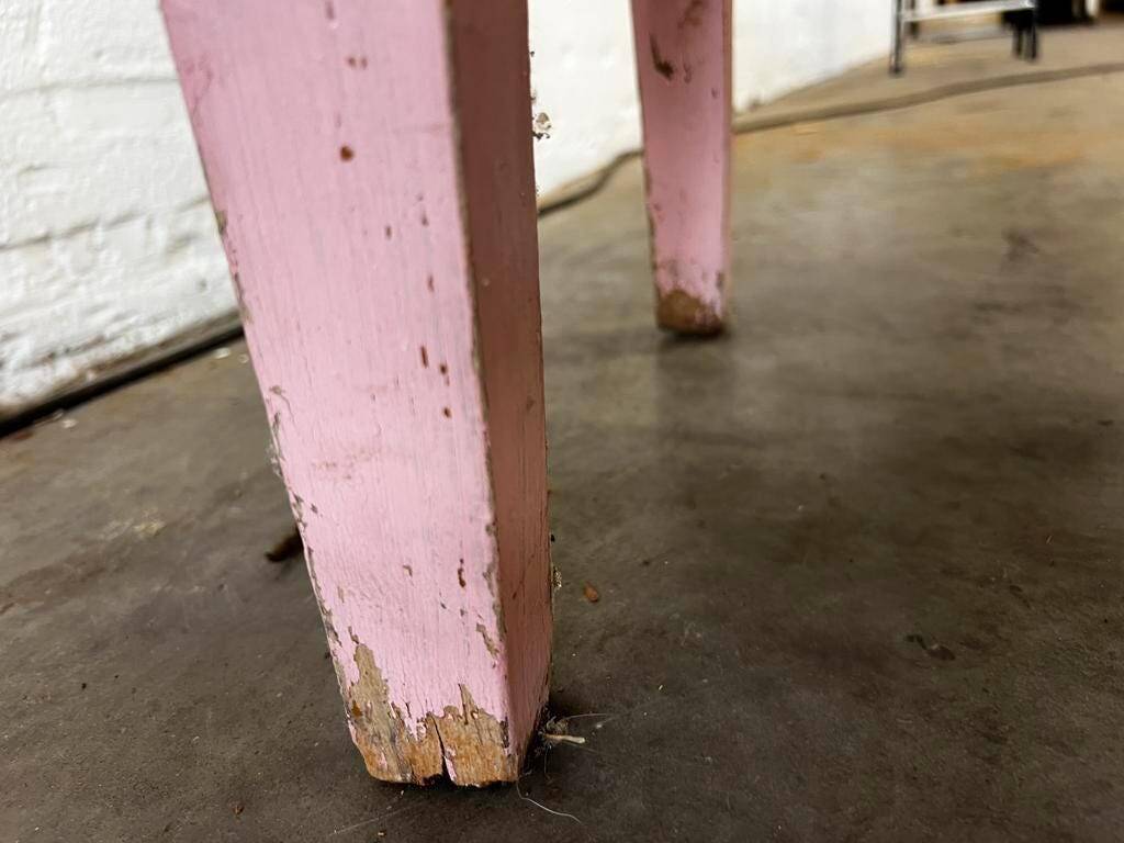 Vintage pink plant table / side table
