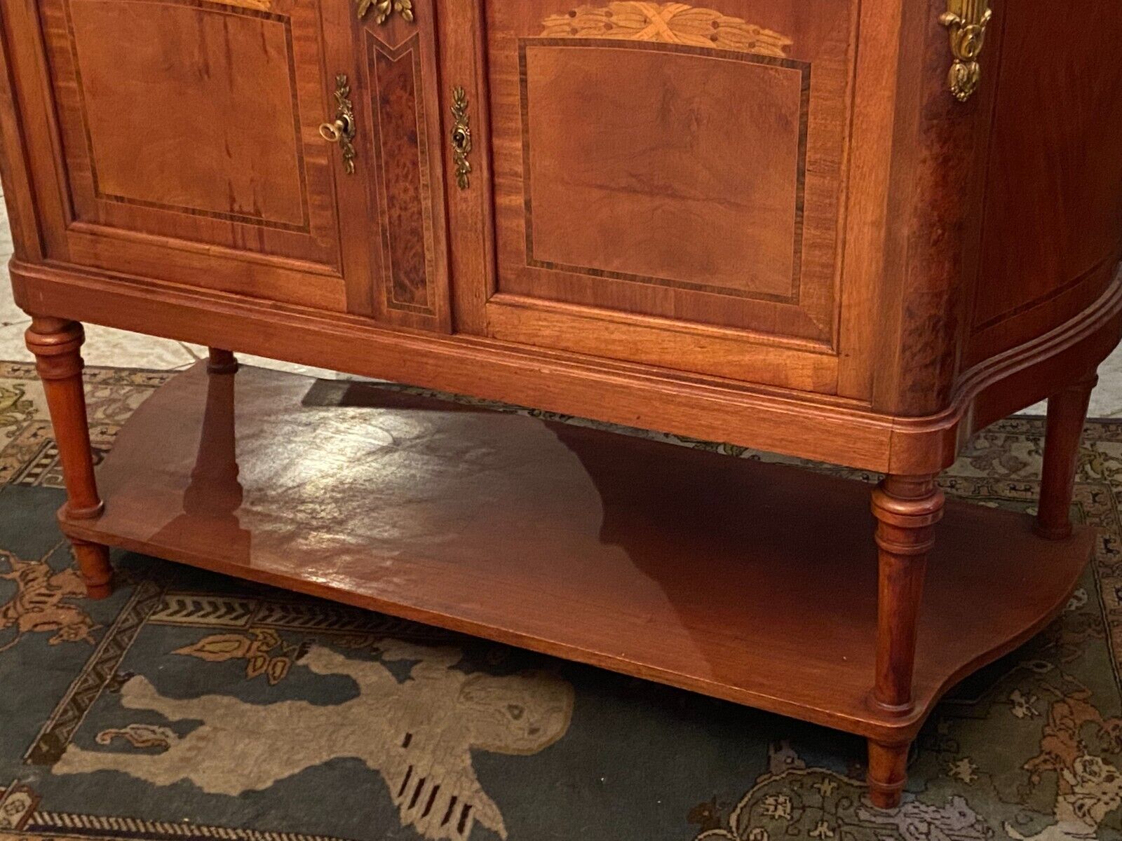Desserte buffet with mirror background credenza and Louis XVI style marble top