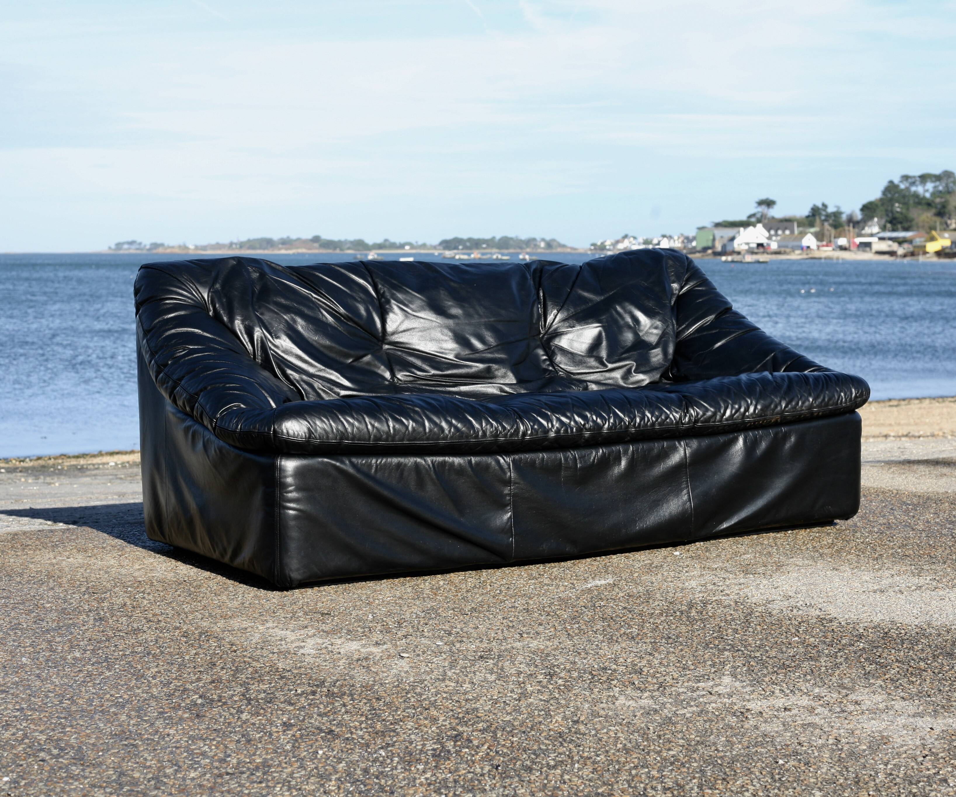 Sofa by De Pas, D'Urbino and Lomazzi, France, 1980s, black leather, Cinna