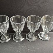 4 Verres à vin – Cristal fort taillé