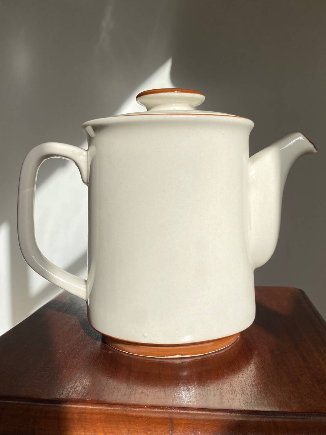 Flower pattern teapot