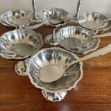 8 ice cream cups and spoons