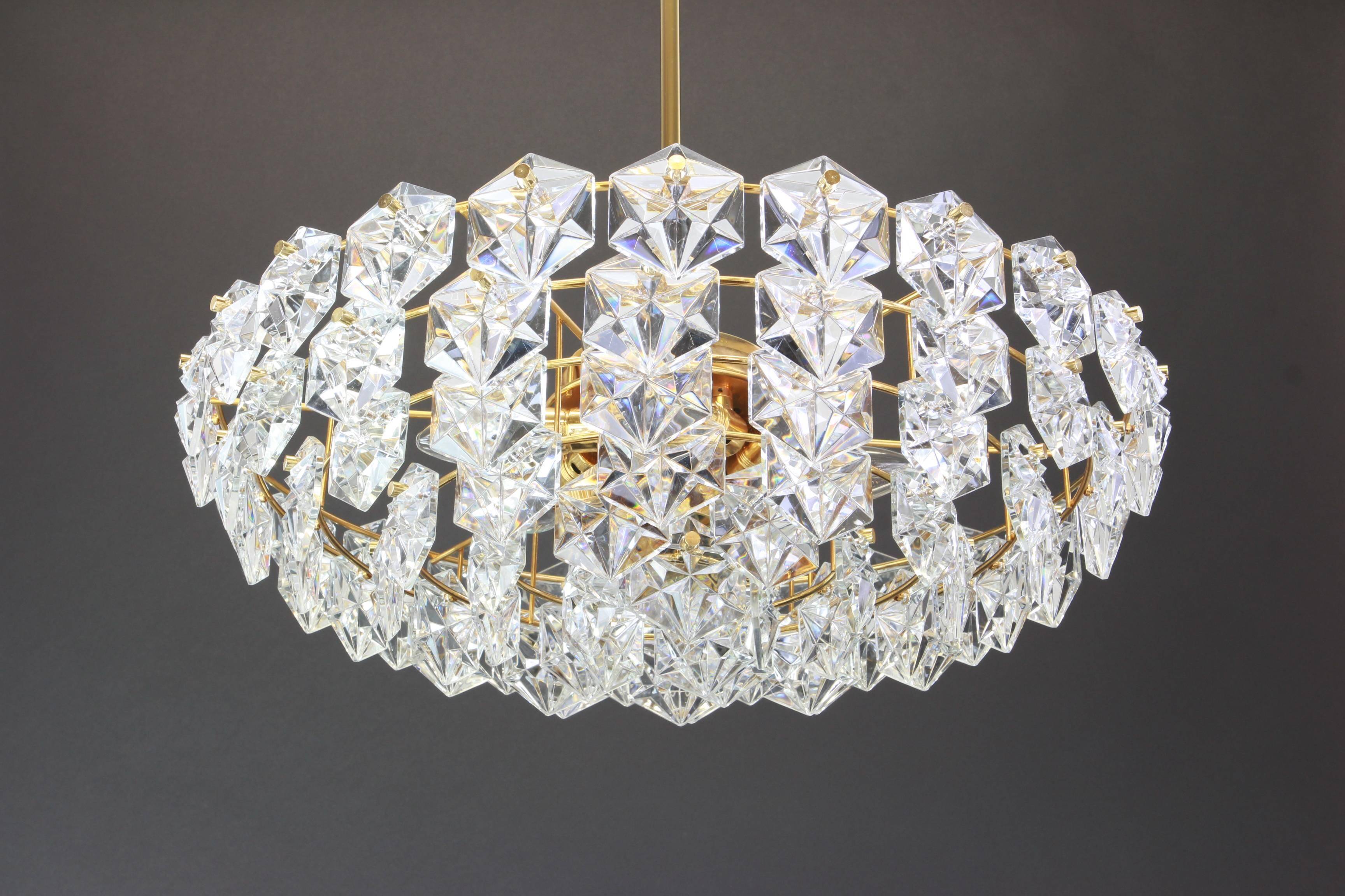 Superb large chandelier, brass and crystal glass by Kinkeldey, Germany, 1970s.